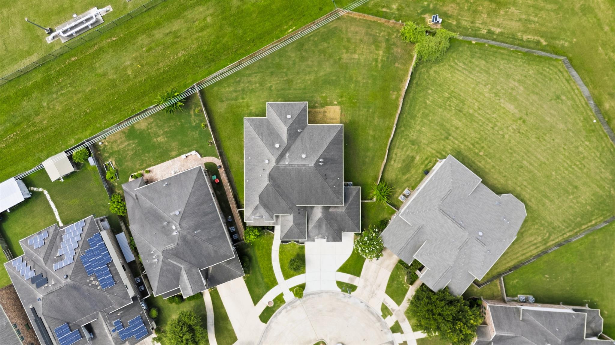 6639 Brady Spring Ln, Sugar Land, TX 77479 photo
