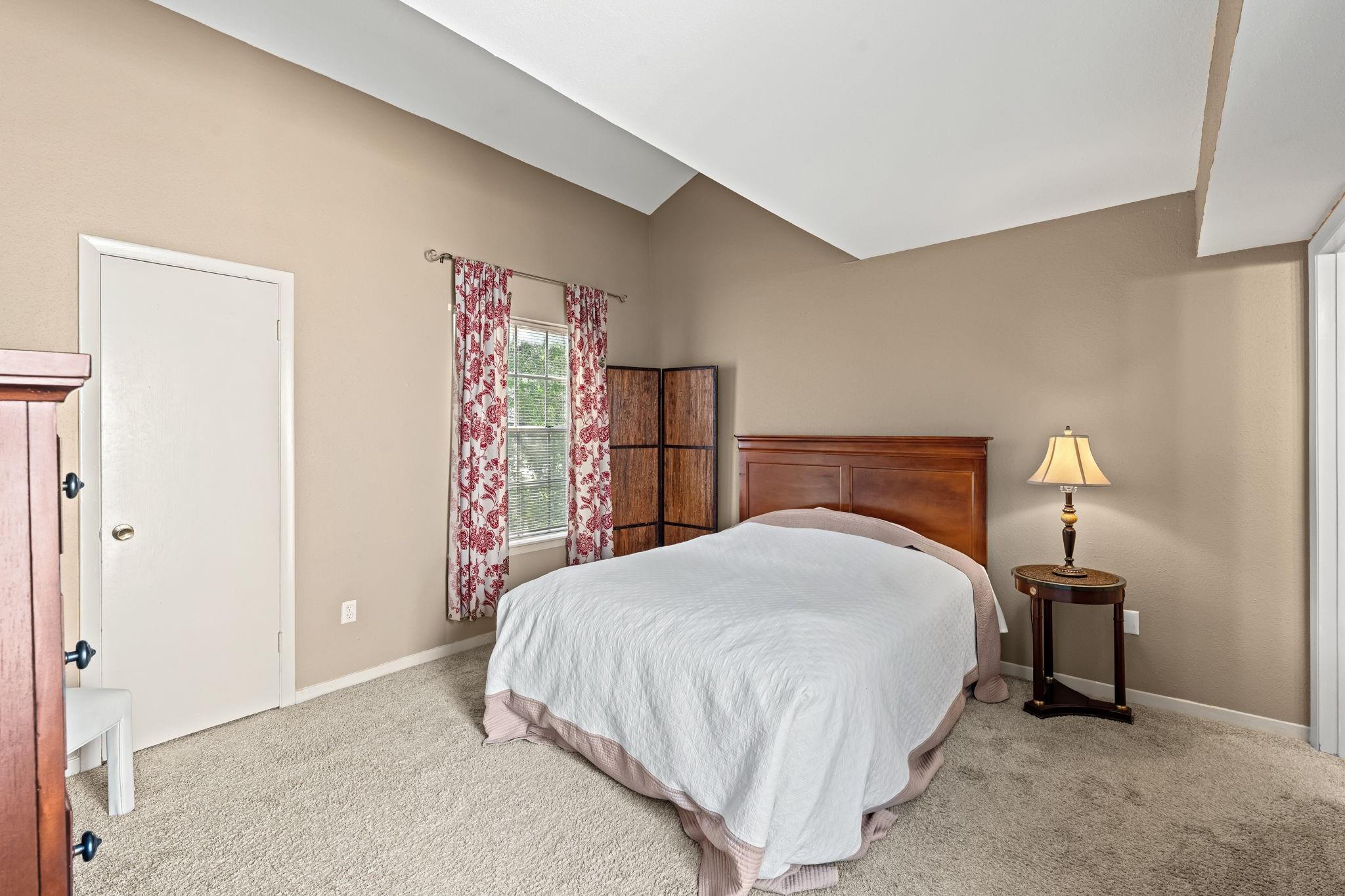 9809 Richmond Ave #8, Houston, TX 77042 photo
