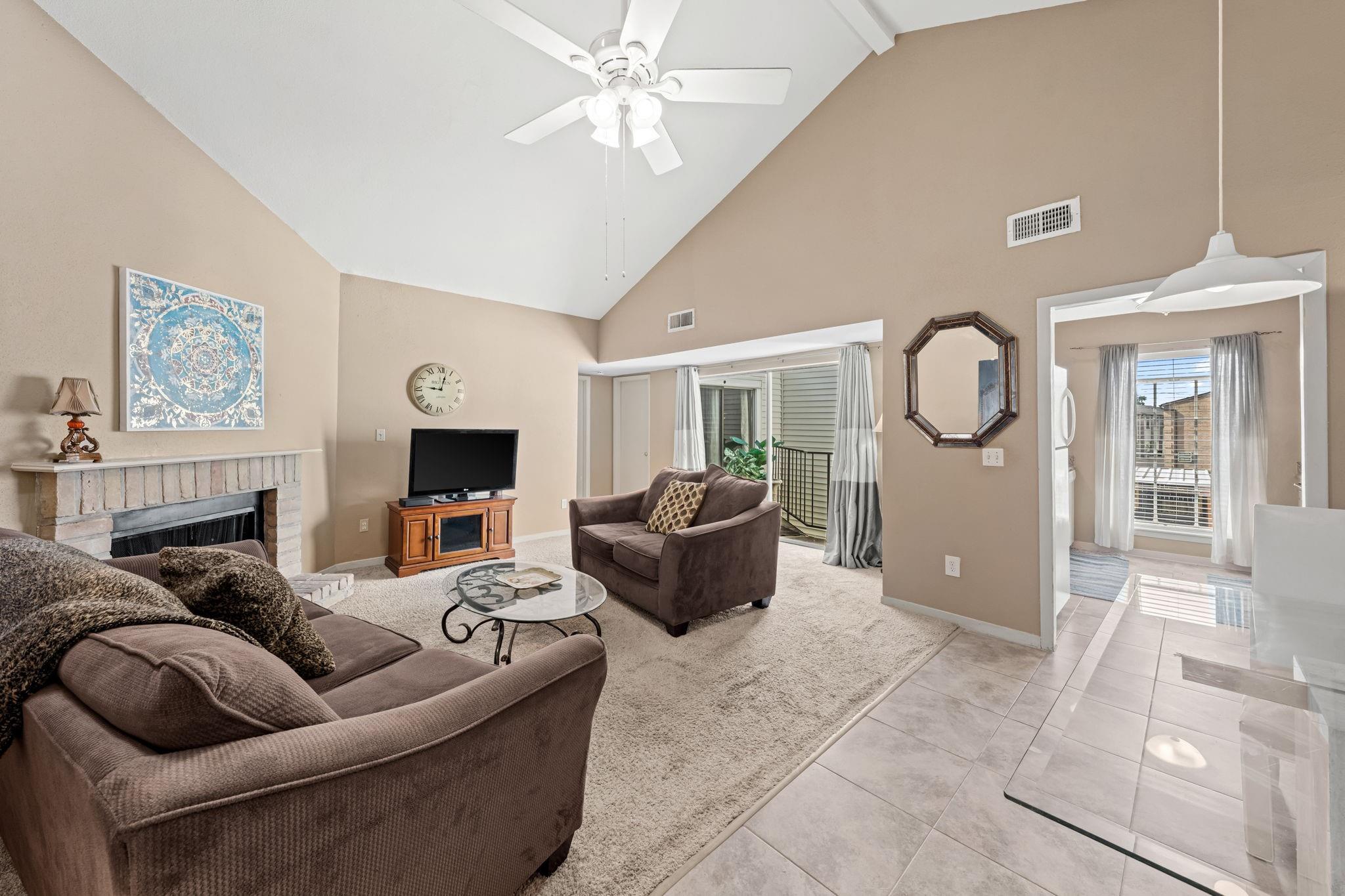 9809 Richmond Ave, Houston, TX 77042