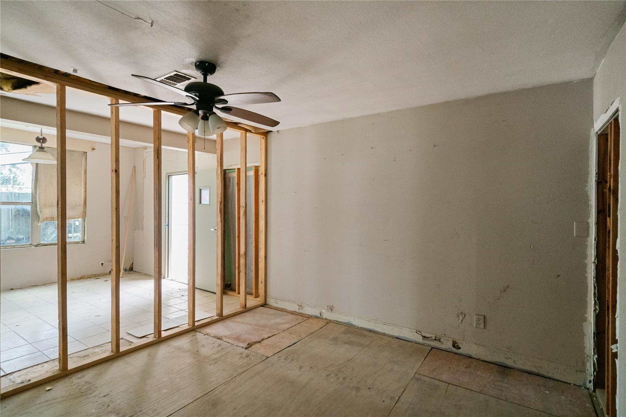 1925 Sunny Dr, Houston, TX 77093 photo