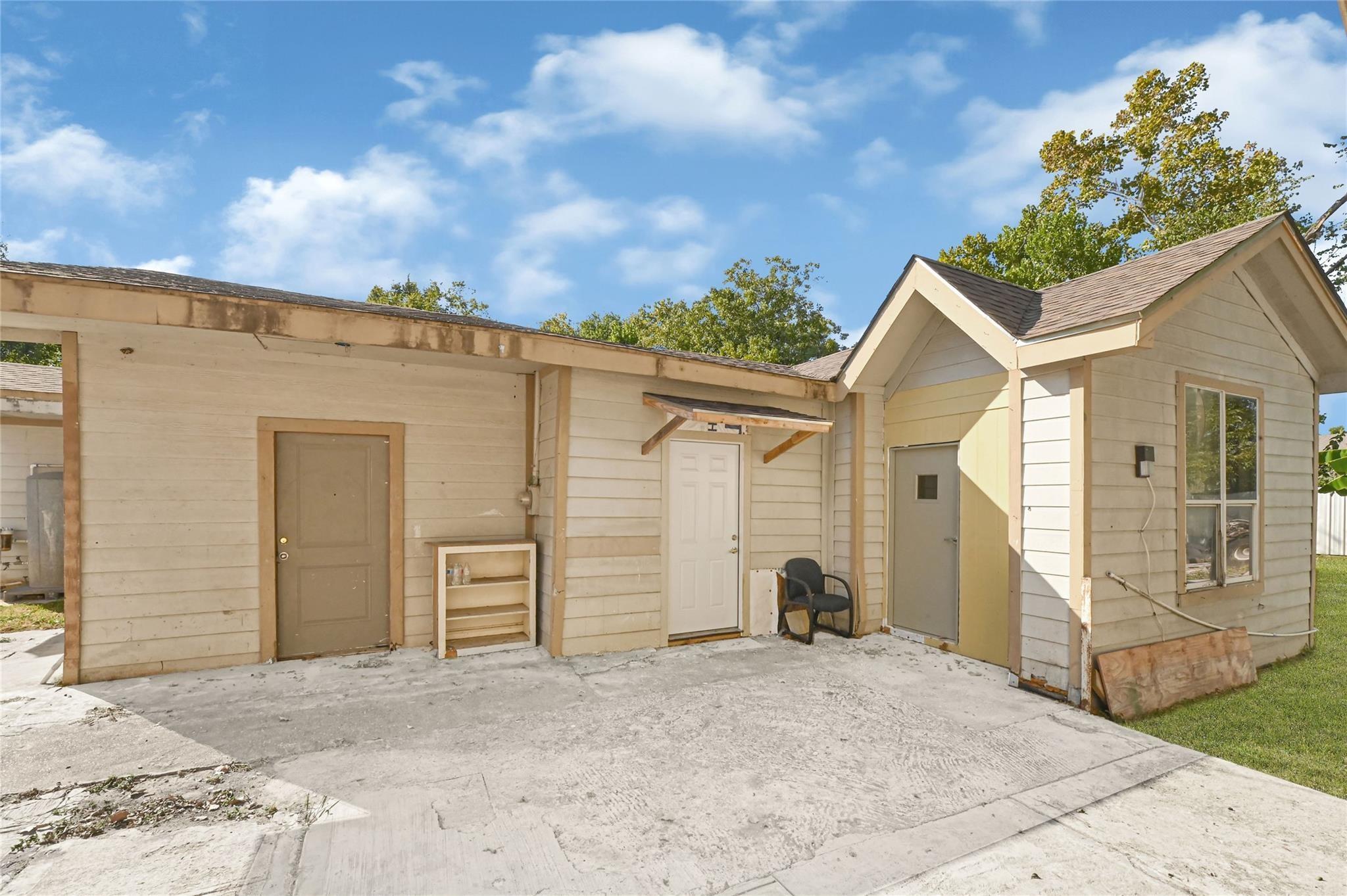 1925 Sunny Dr, Houston, TX 77093 photo