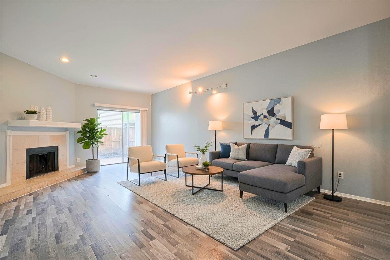 9707 Richmond Ave #103, Houston, TX 77042 photo