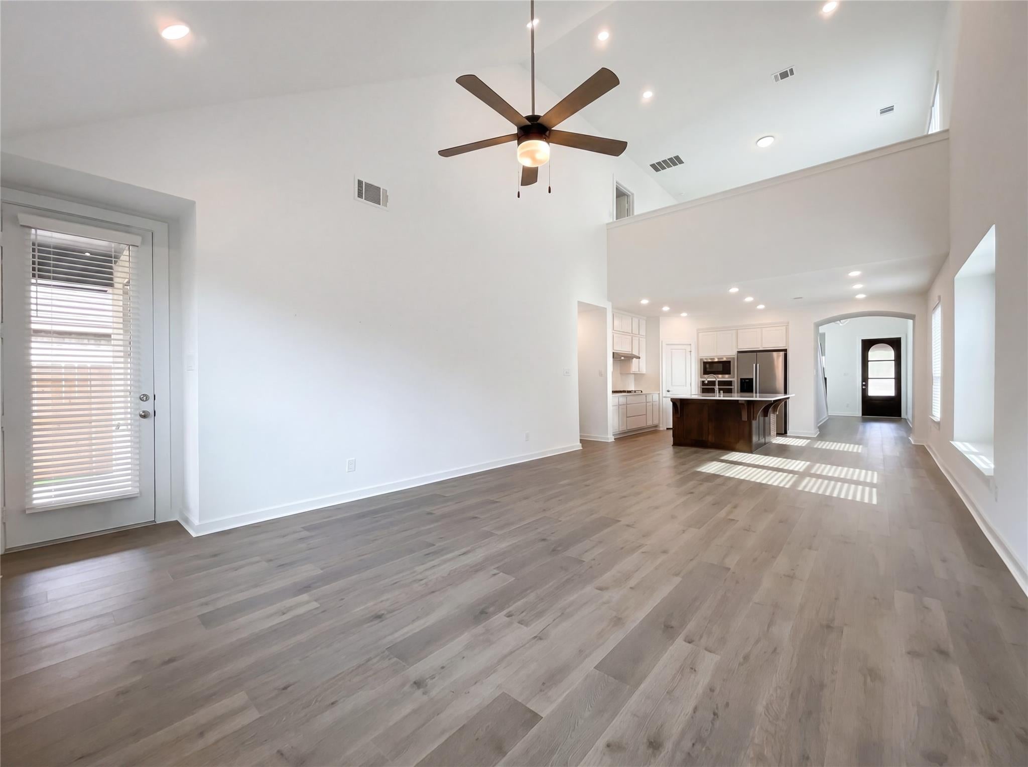 118 Neches Nook Ct, Conroe, TX 77304 photo