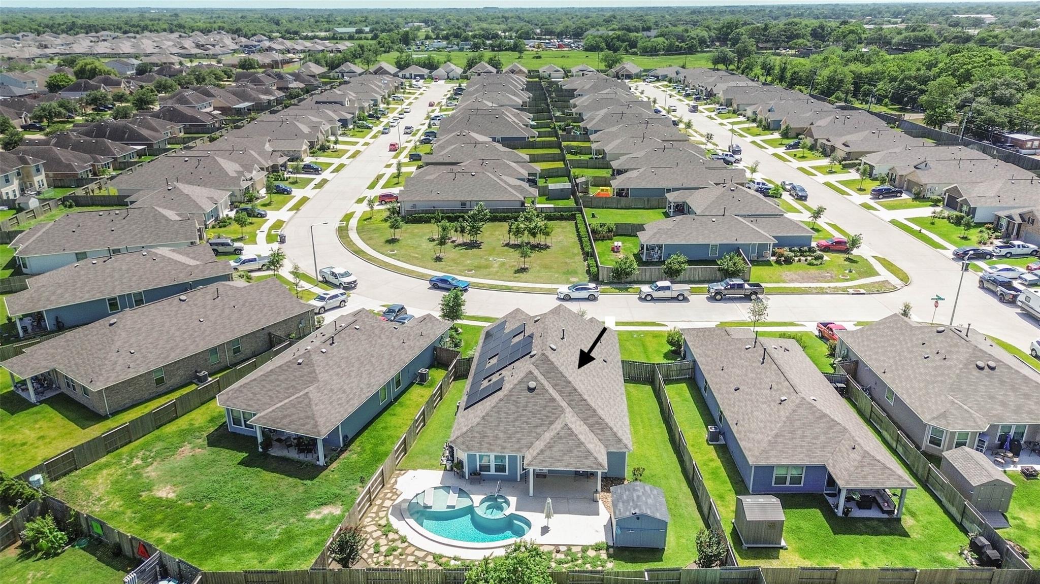 1187 Cavalry Junction Dr, Alvin, TX 77511 photo
