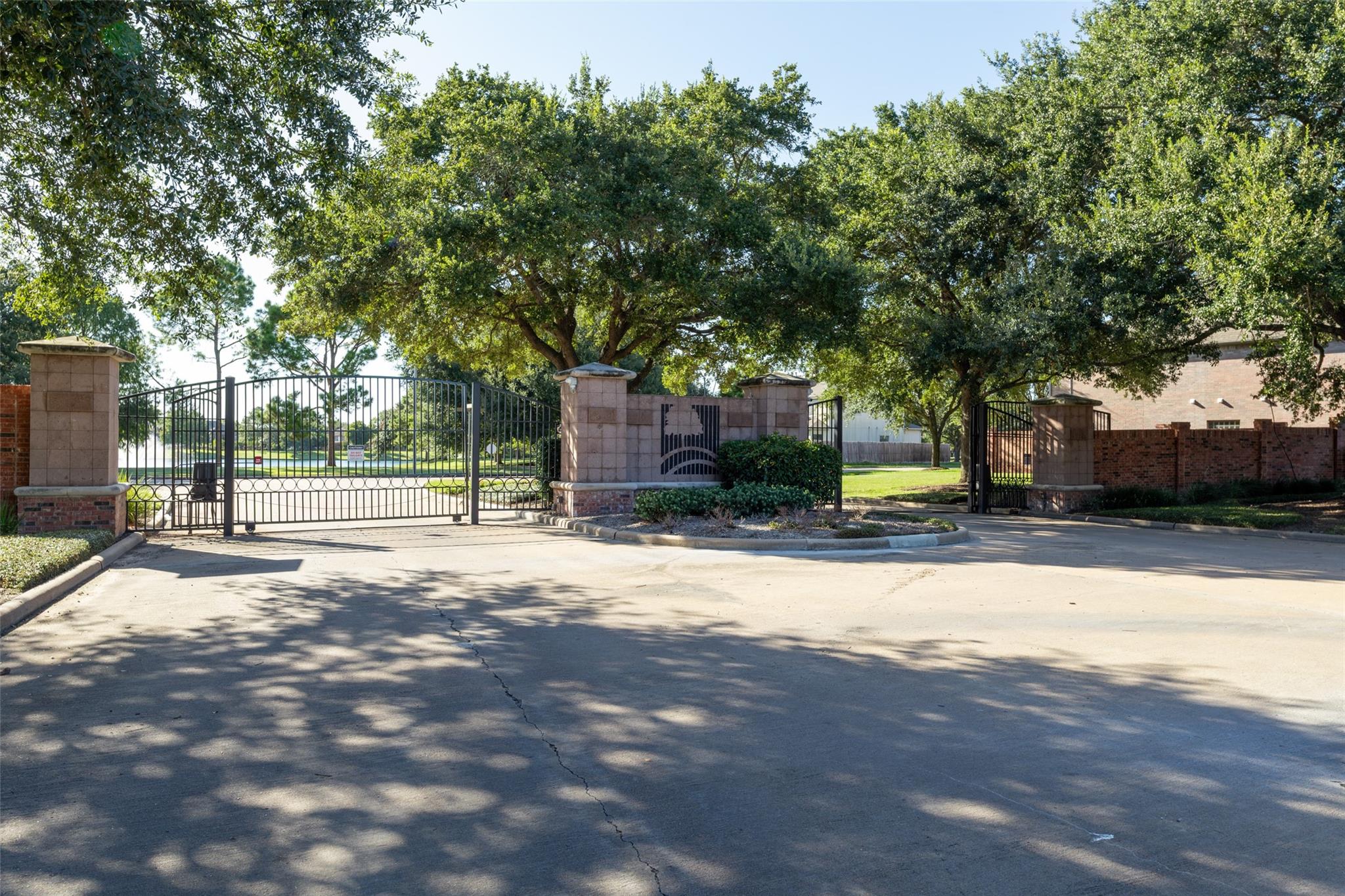 15111 Black Falls Ln, Sugar Land, TX 77498