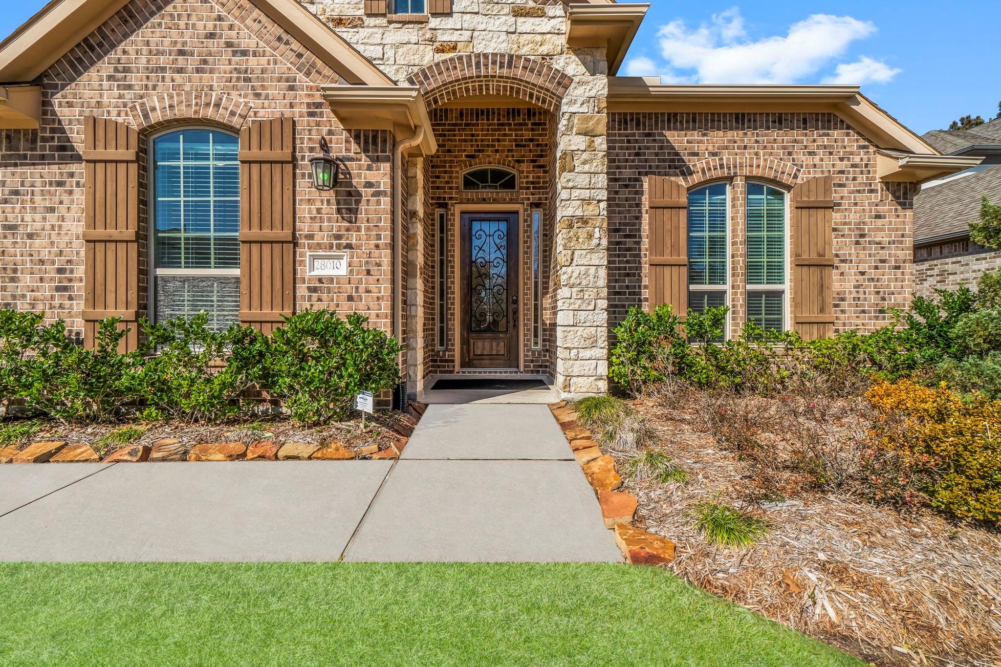 28010 Drifters Bend Dr, Spring, TX 77386 photo