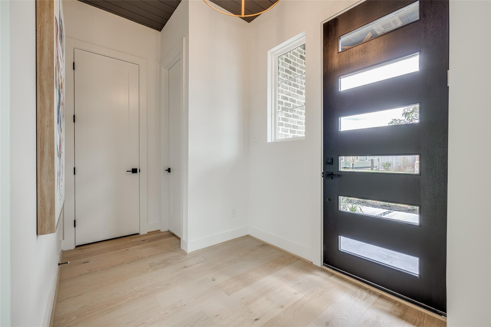 6010 Maxie St, Houston, TX 77007 photo