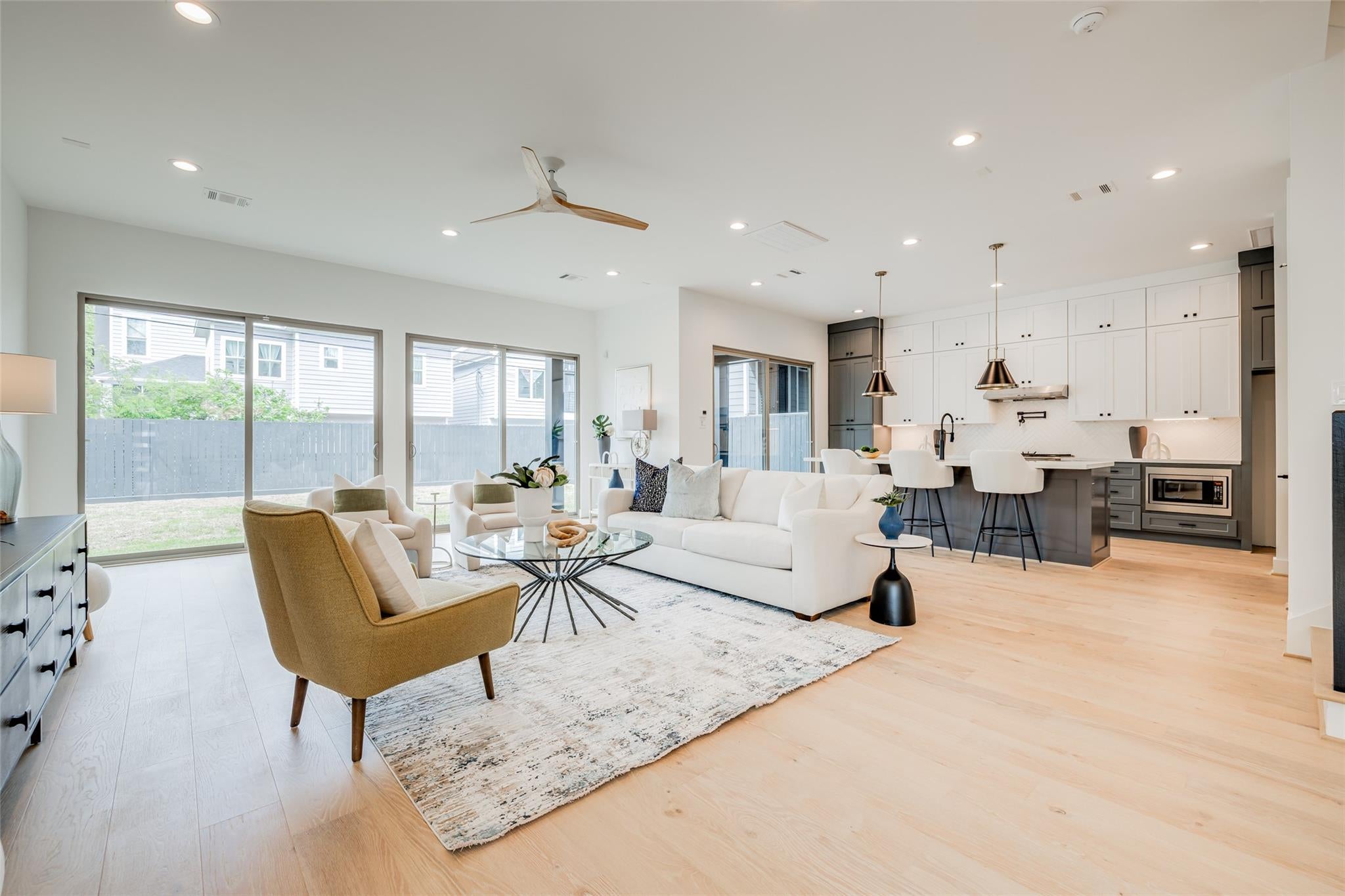 6010 Maxie St, Houston, TX 77007 photo