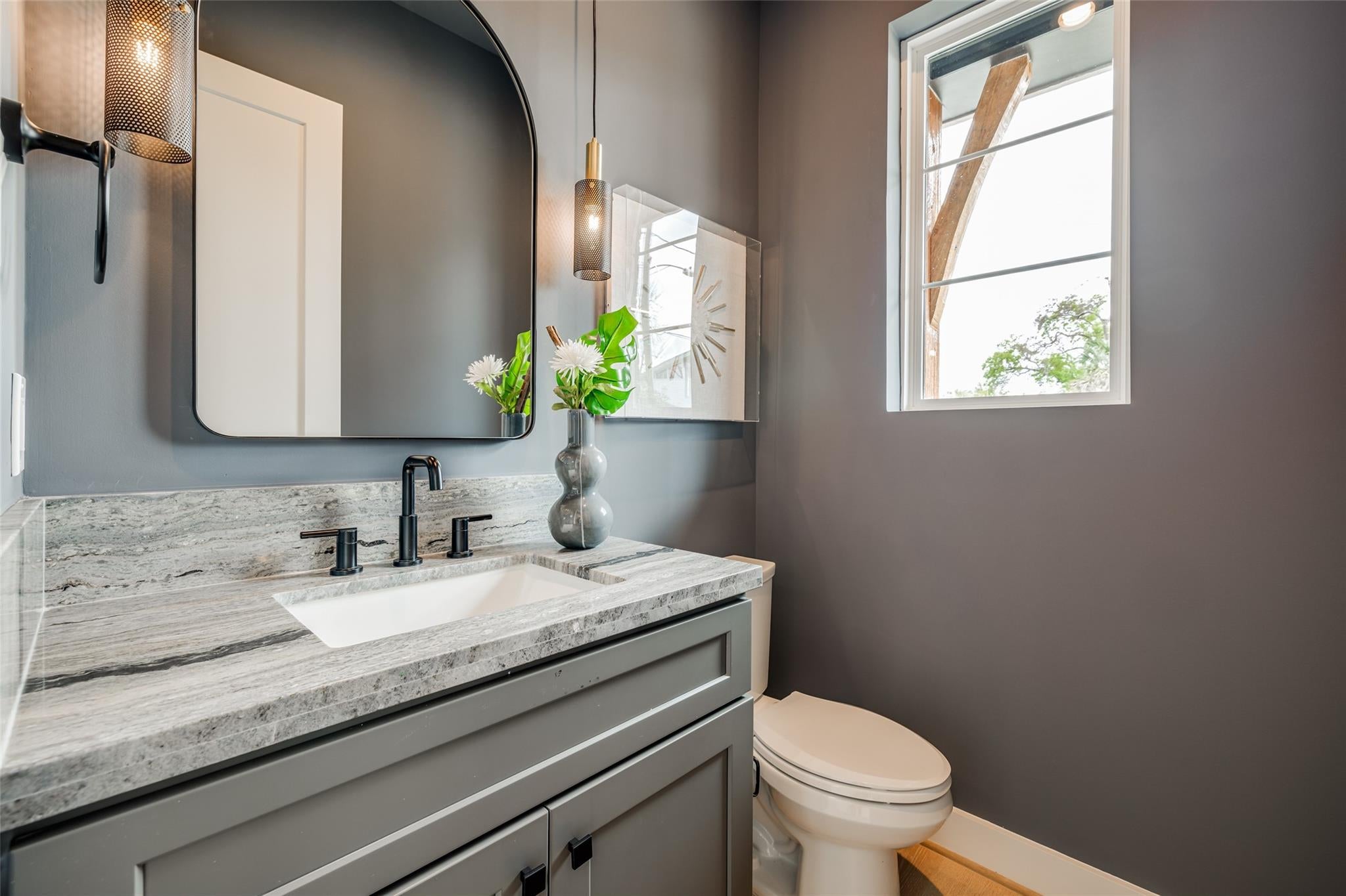 6010 Maxie St, Houston, TX 77007 photo