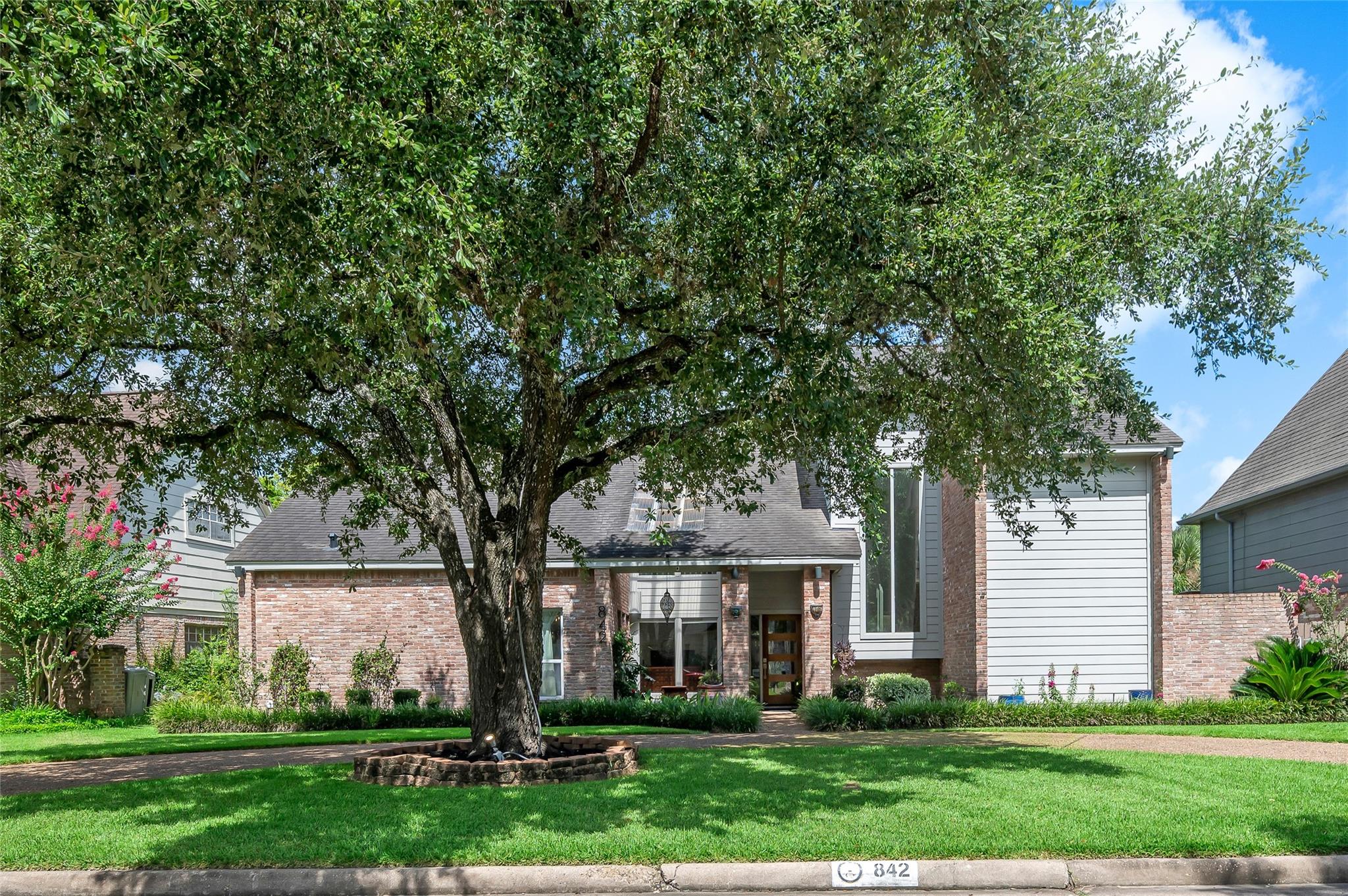 842 Ivy Wall Dr, Houston, TX 77079 photo