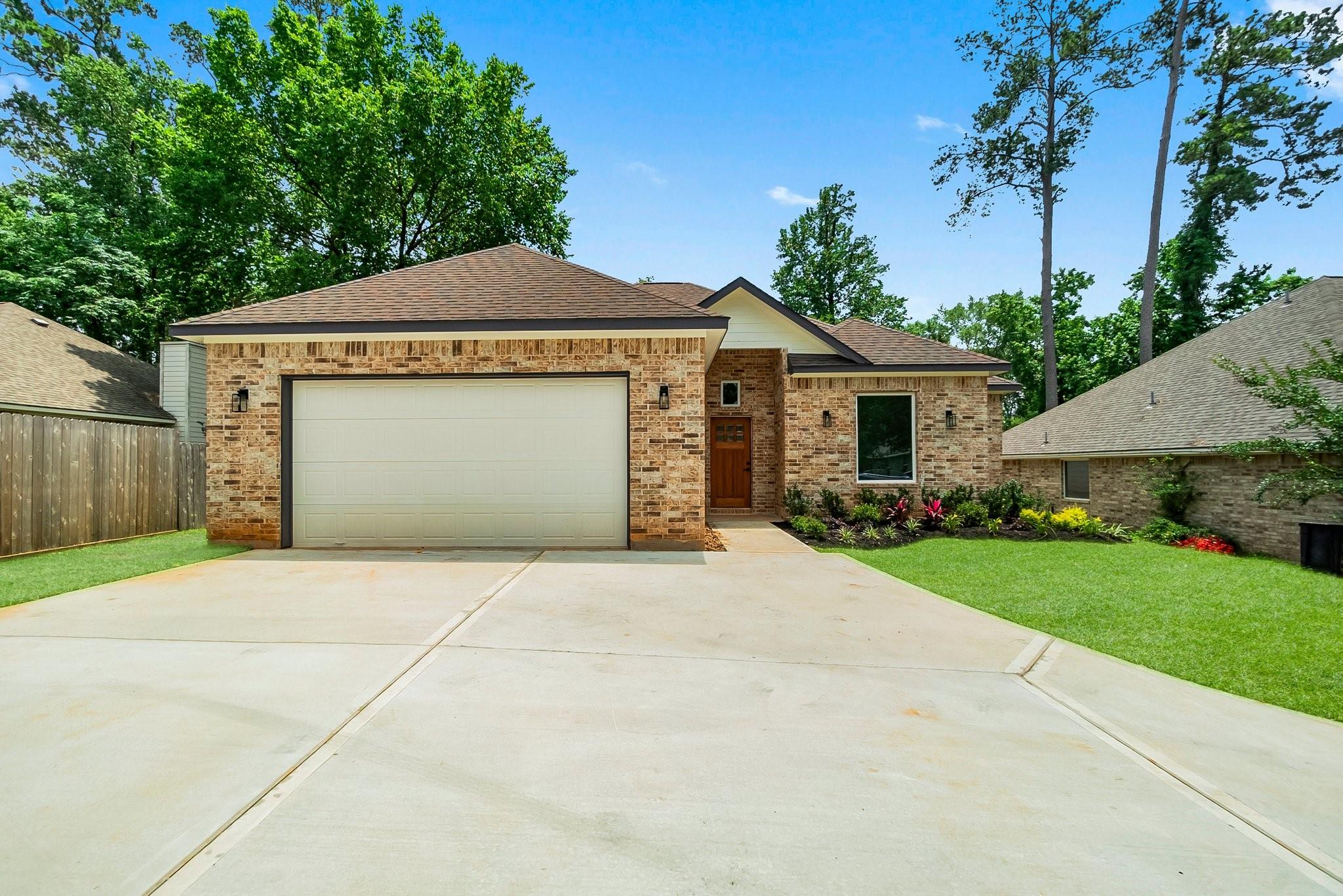 3518 Misty Moss, Montgomery, TX 77356 photo