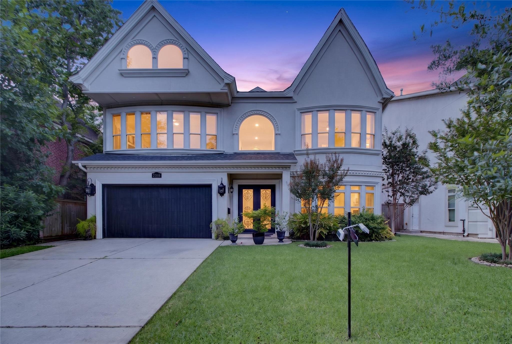 2318 Bellefontaine St, Houston, TX 77030