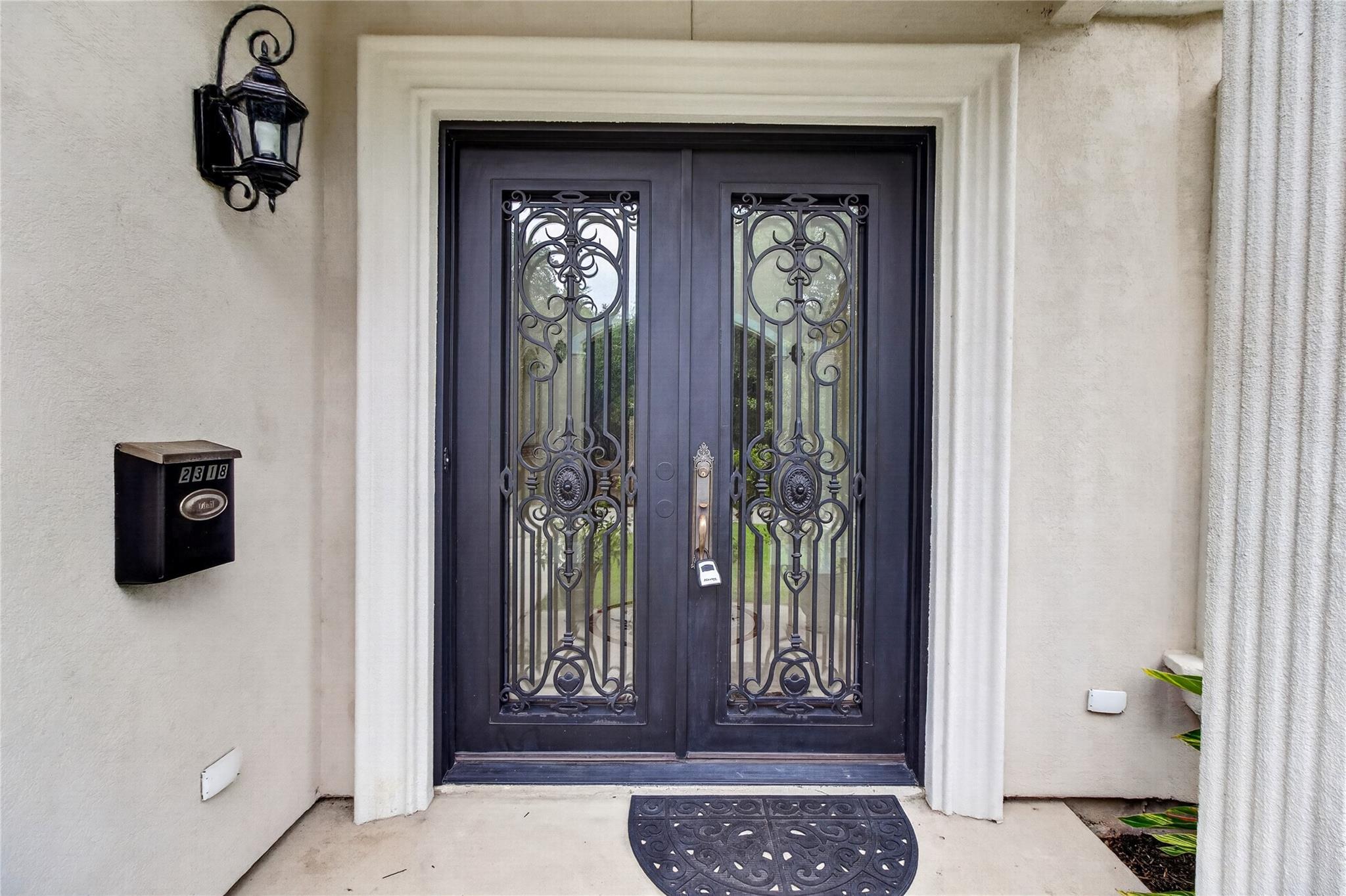 2318 Bellefontaine St, Houston, TX 77030 photo