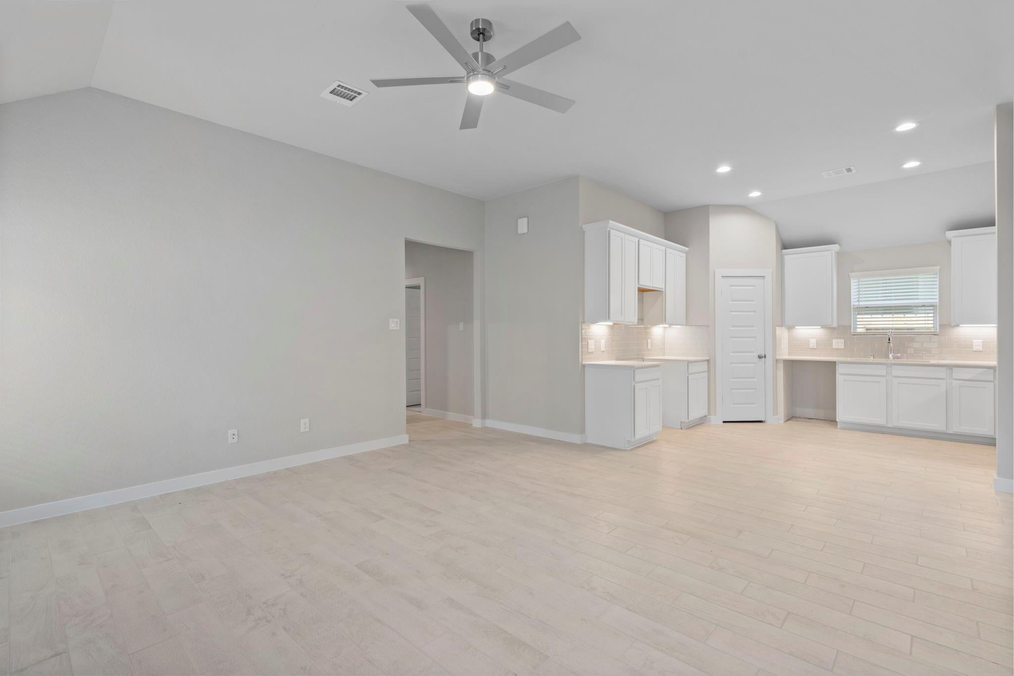 6526 Cypress Landing Ln, Humble, TX 77338 photo