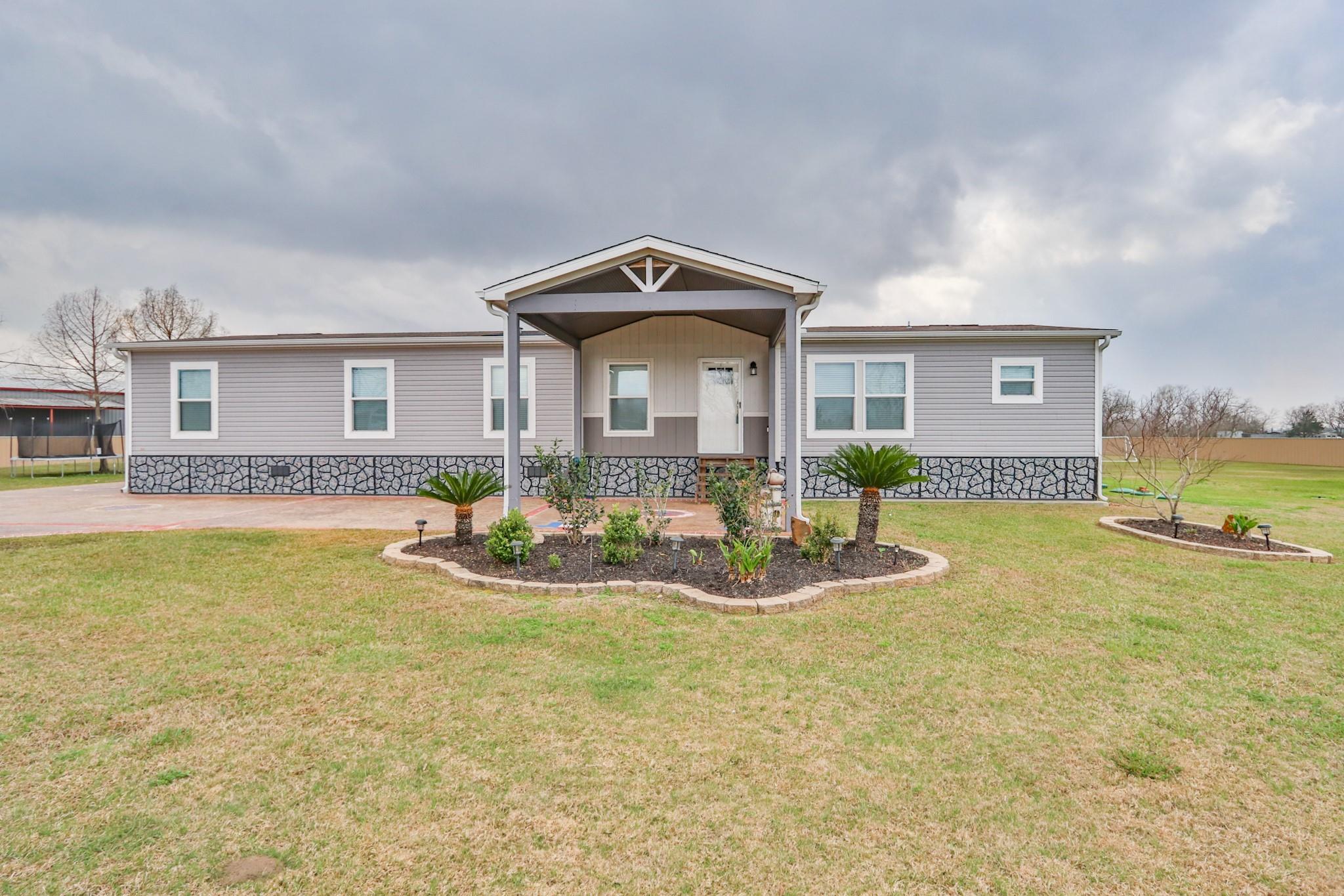 15211 Linda Ln, Santa Fe, TX 77517 photo