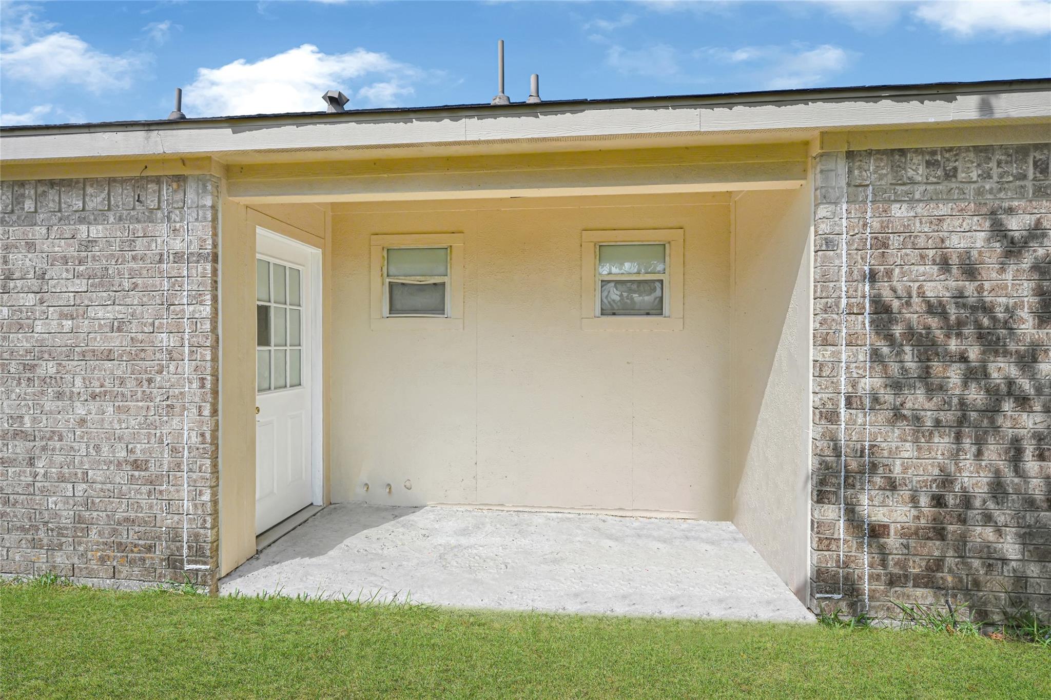 6610 Schambray St, Houston, TX 77085 photo