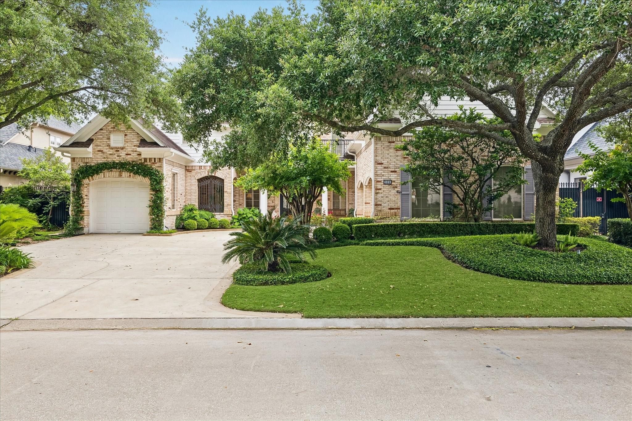 3018 Bonnebridge Way Blvd, Houston, TX 77082 photo