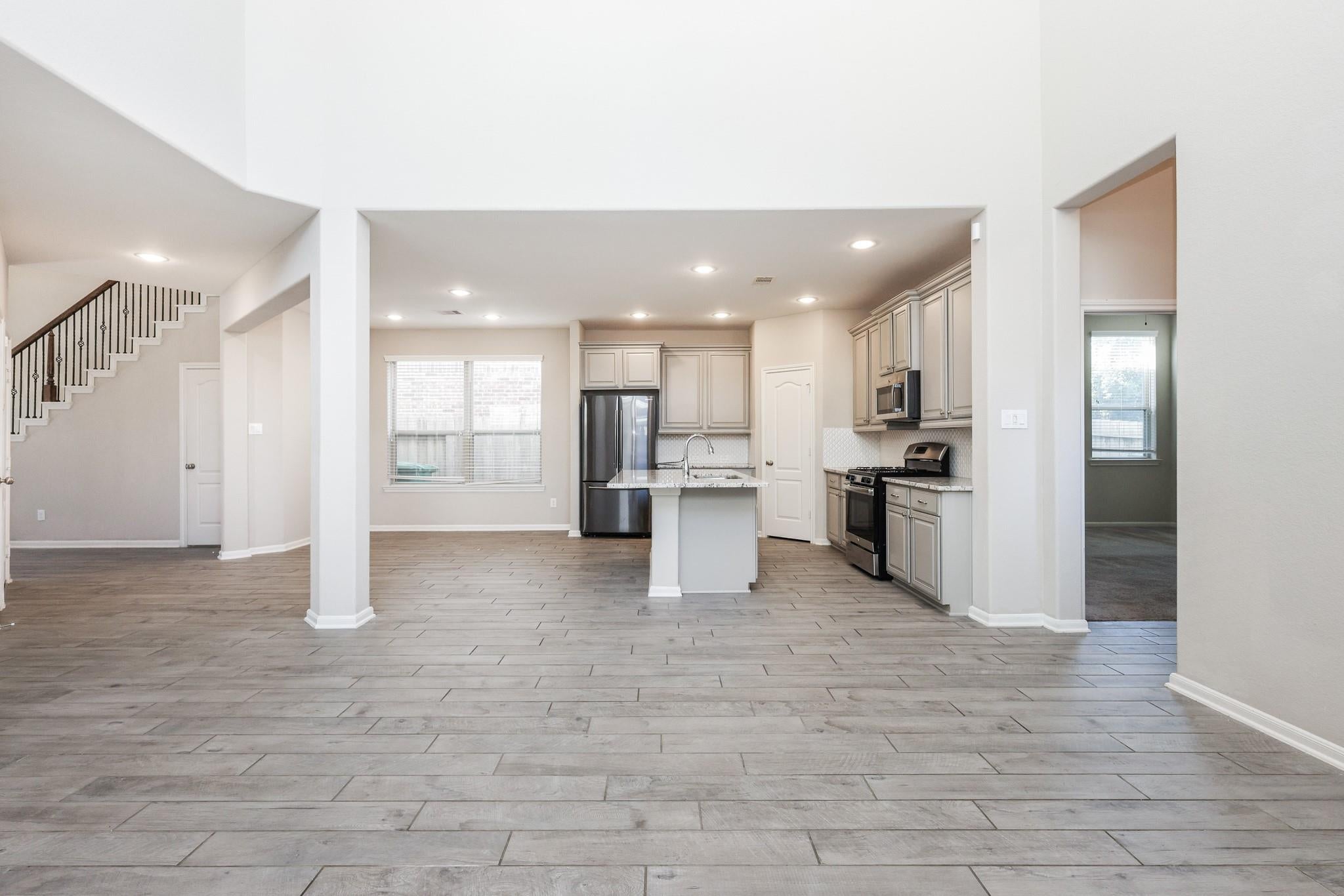 1632 Summer City Dr, Houston, TX 77047 photo