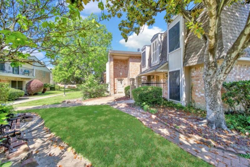 7846 Kendalia Dr, Houston, TX 77036 photo