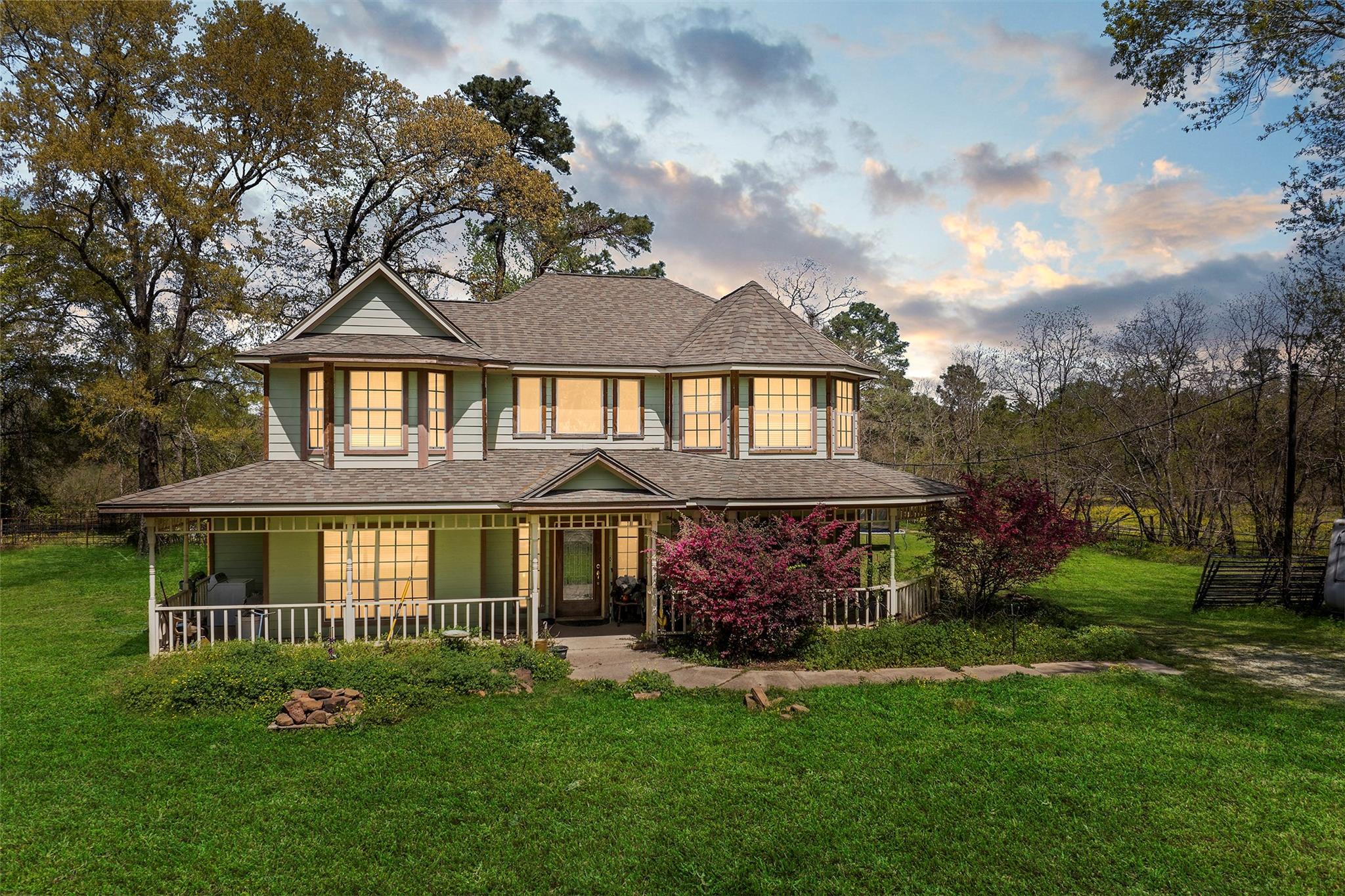 30828 Dobbin Huffsmith Rd, Magnolia, TX 77354