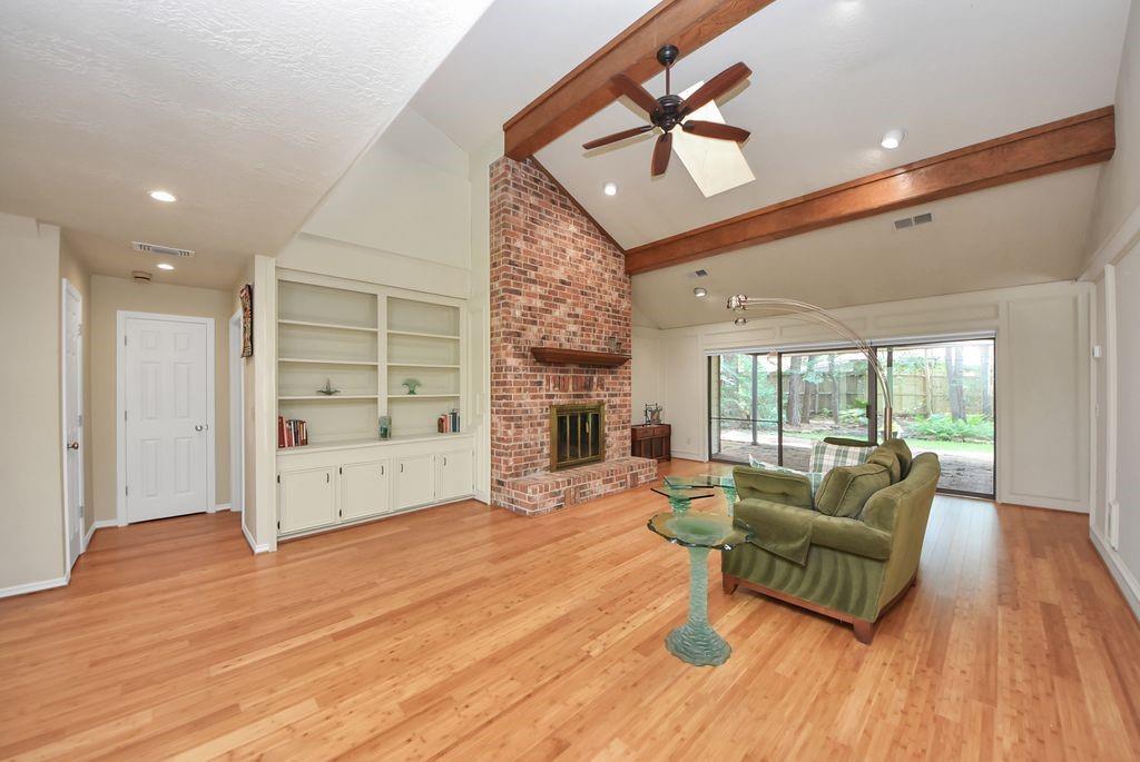 23 Indian Clover Dr, The Woodlands, TX 77381 photo