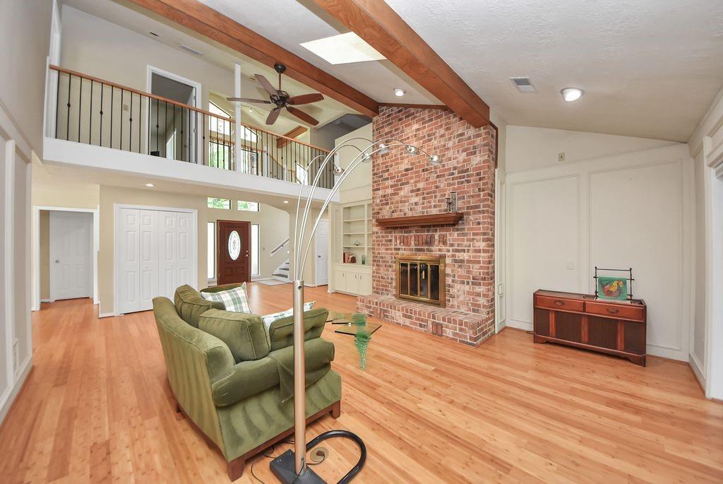 23 Indian Clover Dr, The Woodlands, TX 77381 photo