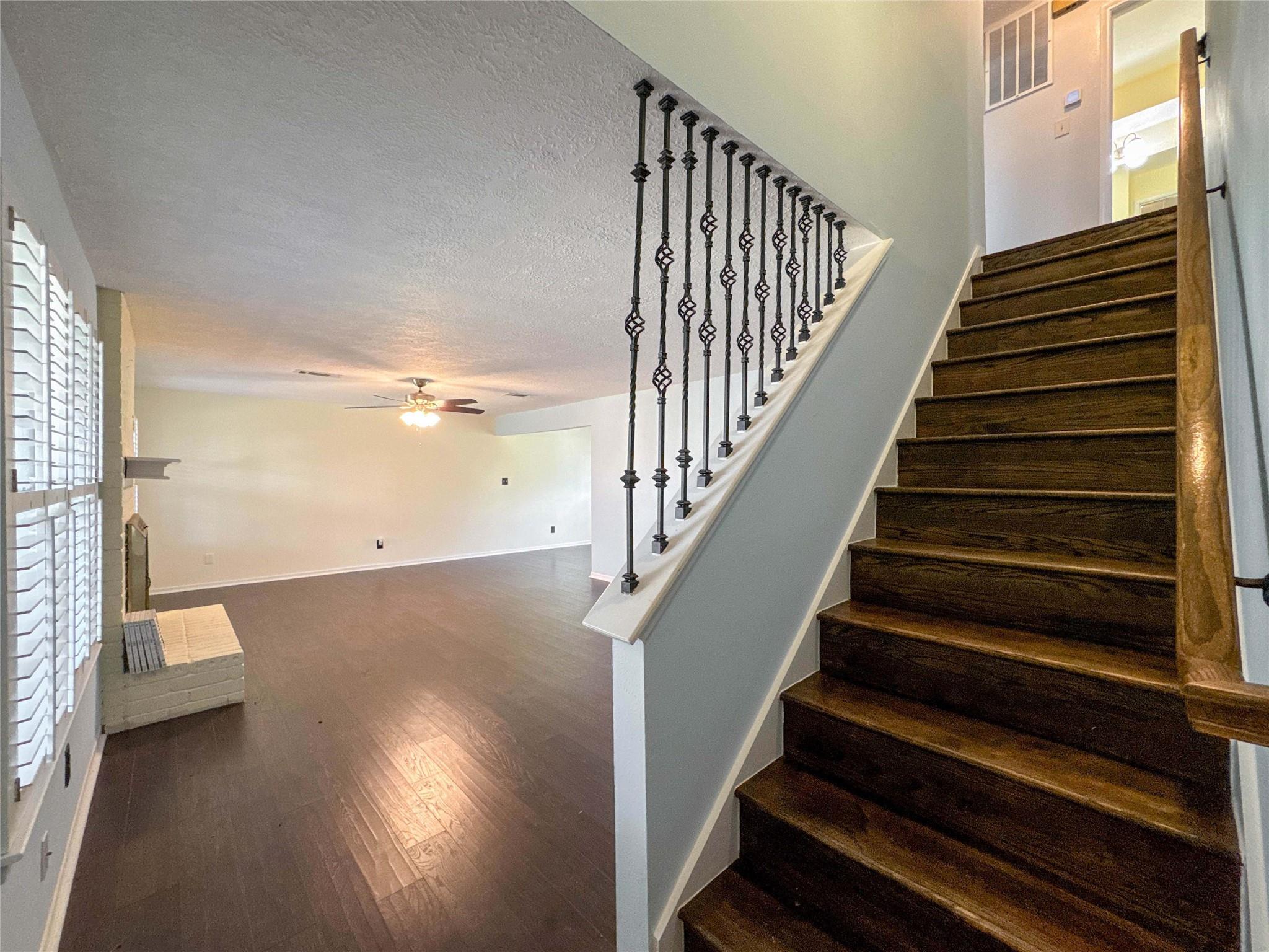 3119 Pilgrims Point Ln, Pearland, TX 77581 photo