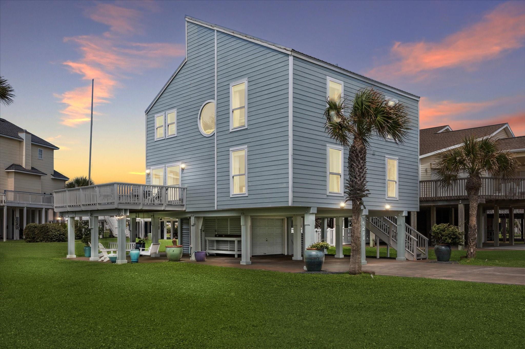 4211 Long Tom Ct, Galveston, TX 77554 photo