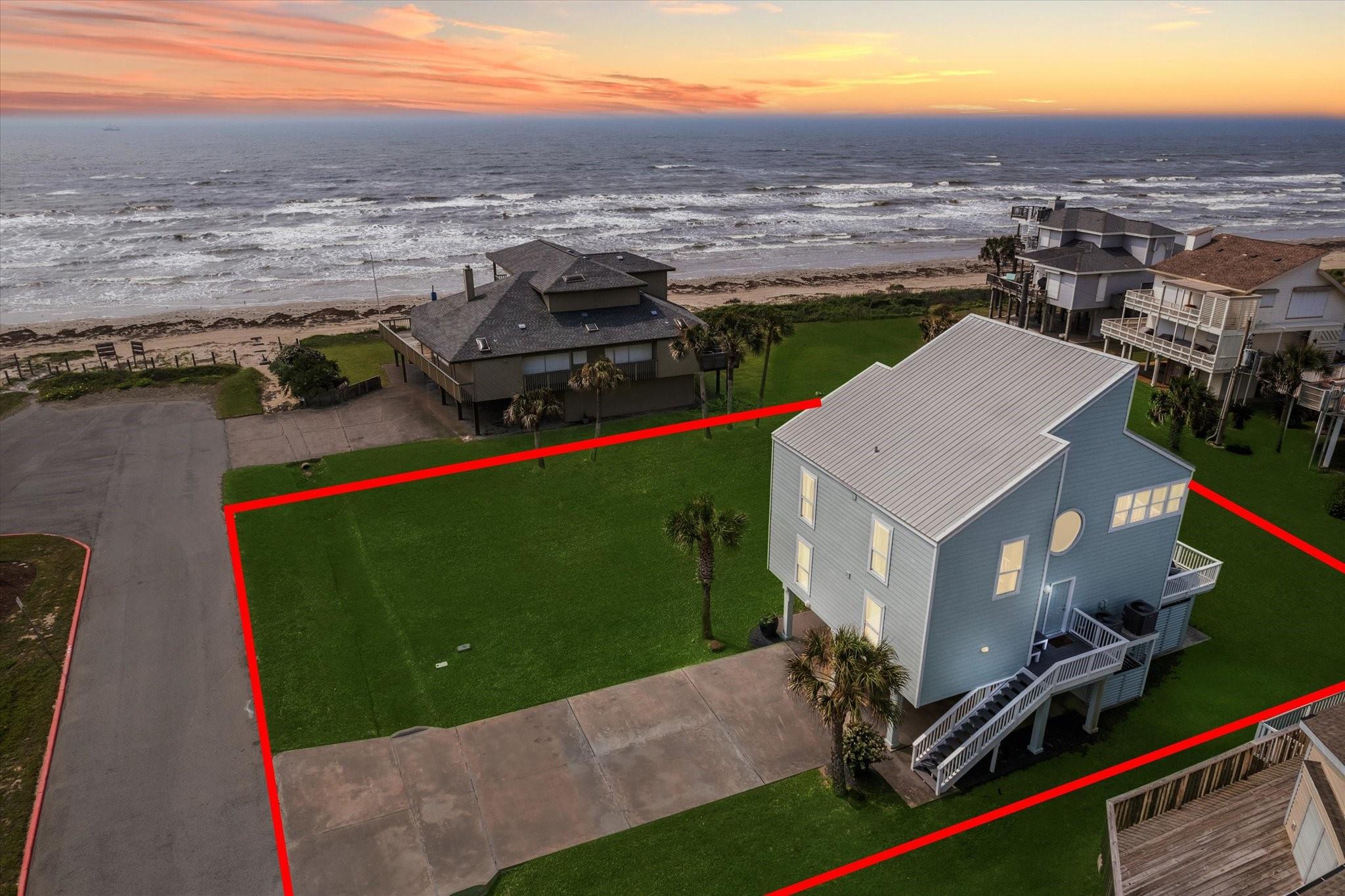 4211 Long Tom Ct, Galveston, TX 77554 photo