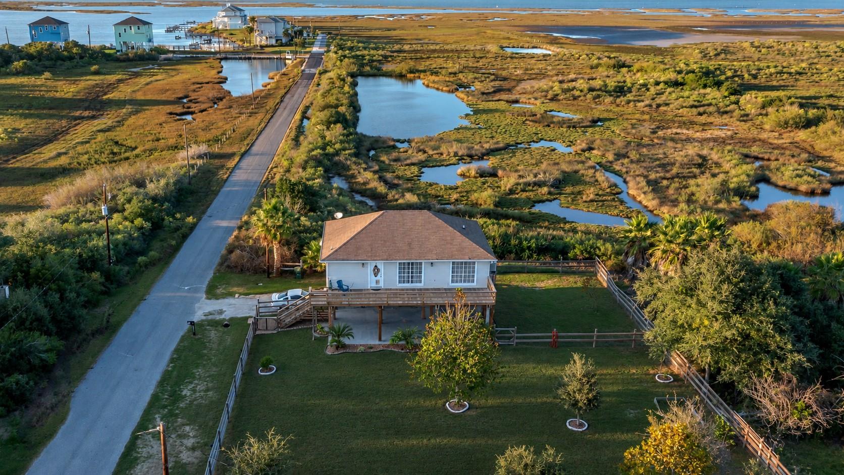 13350 Settegast Rd, Galveston, TX 77554