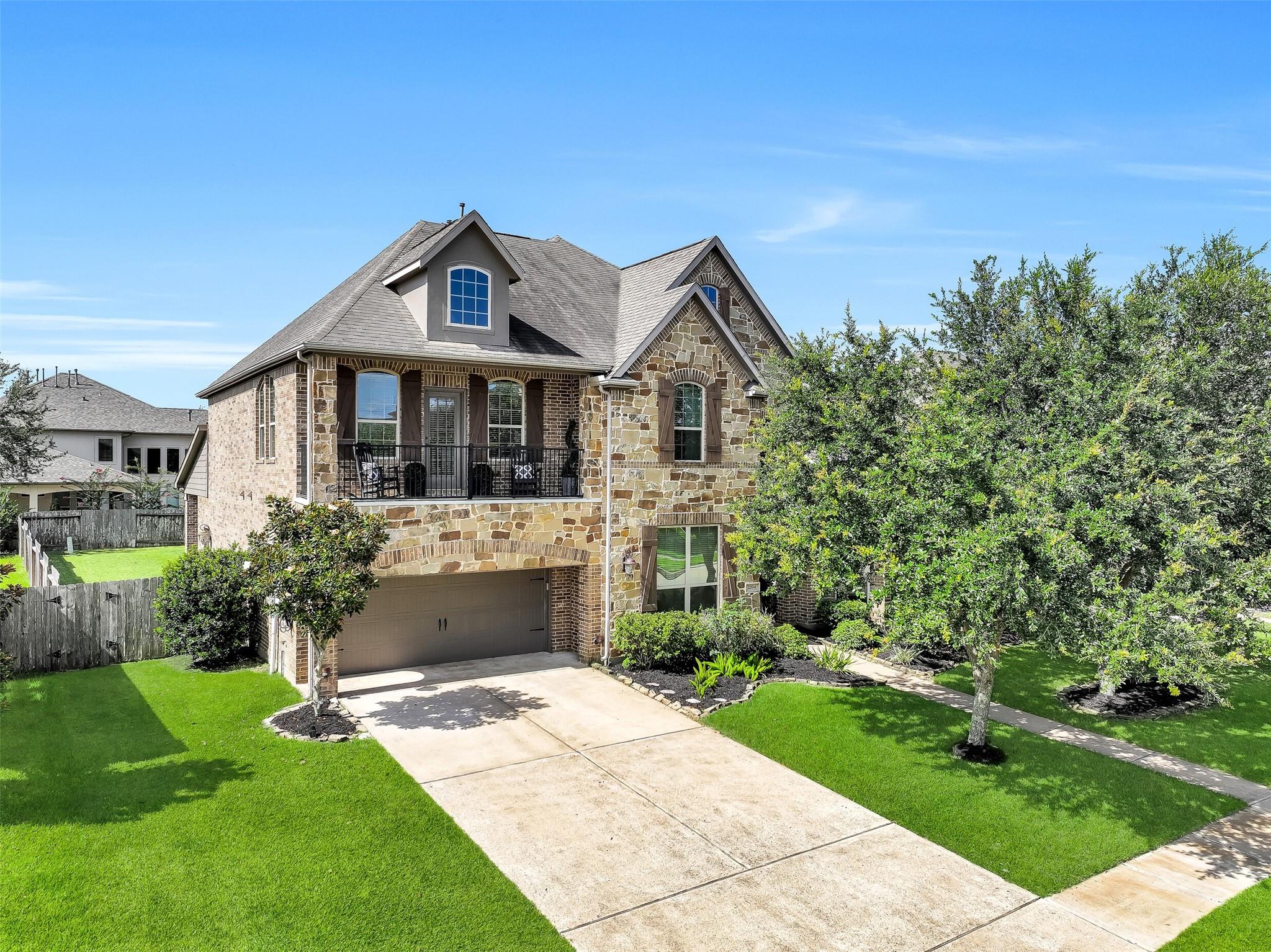 2204 Stillhouse Hollow Ln, Friendswood, TX 77546 photo
