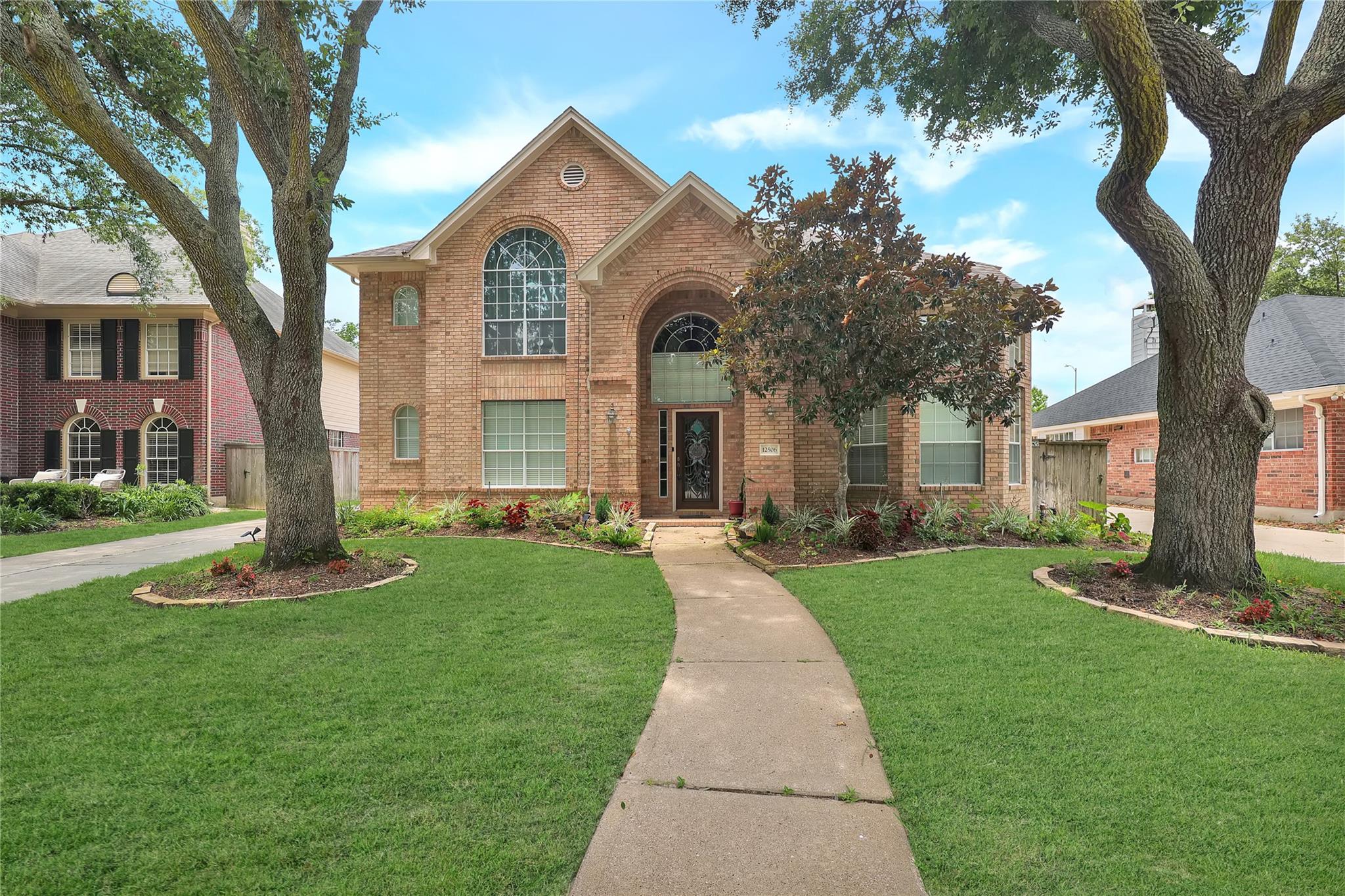 12506 Whispering Sands Ct, Houston, TX 77041