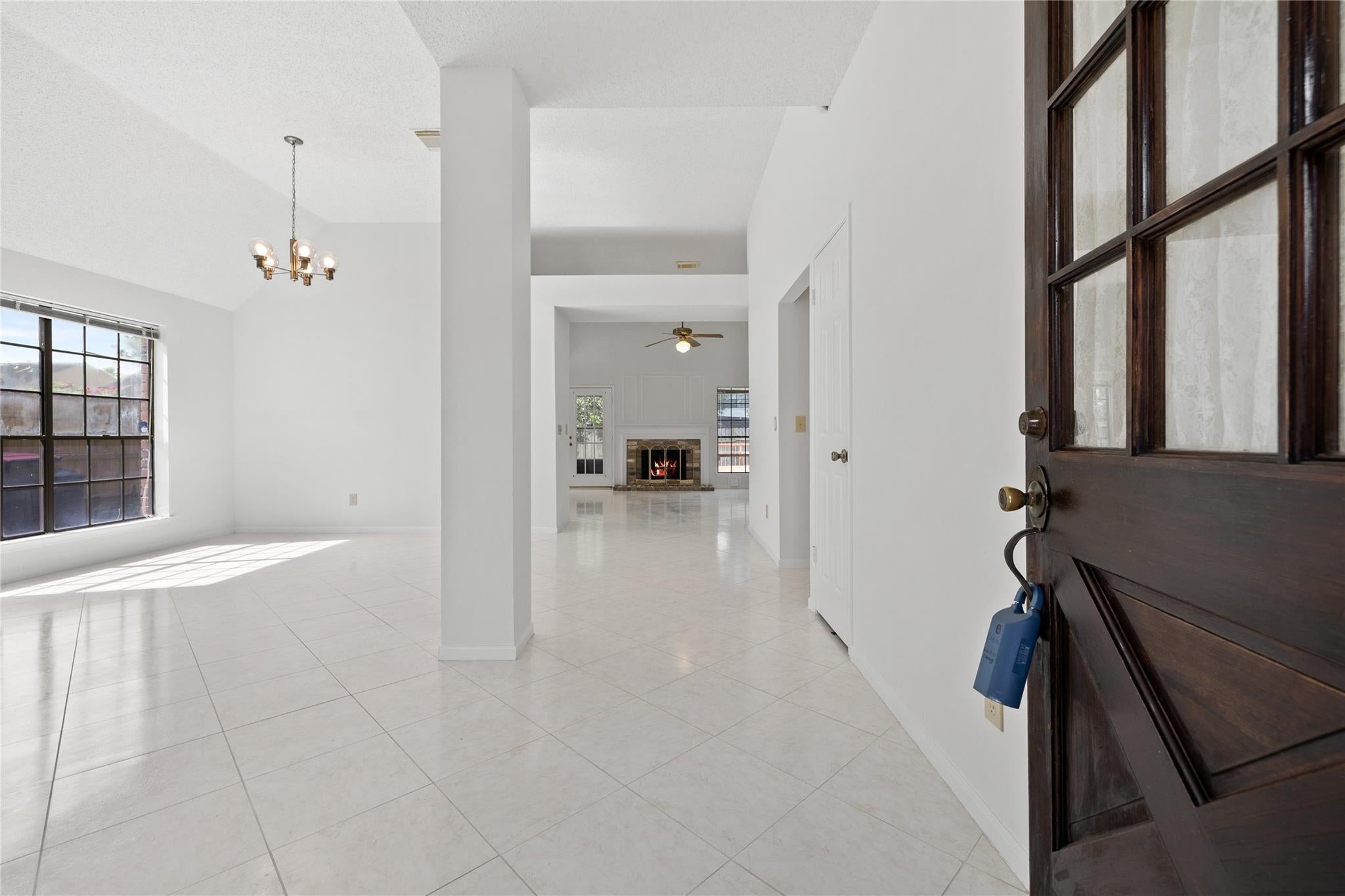 15107 Berkshire Green Dr, Houston, TX 77083 photo