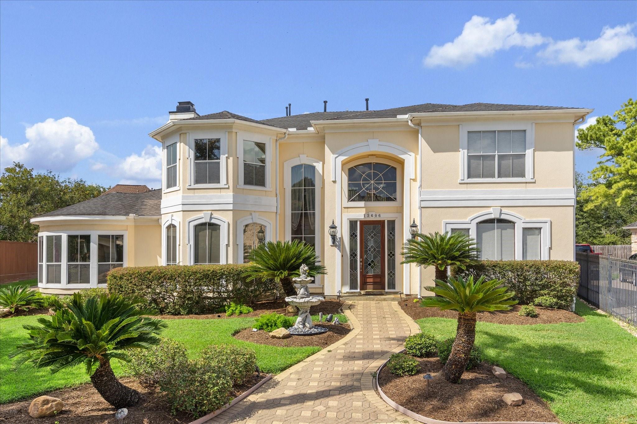 13606 Starlight Harbor Ct, Houston, TX 77077