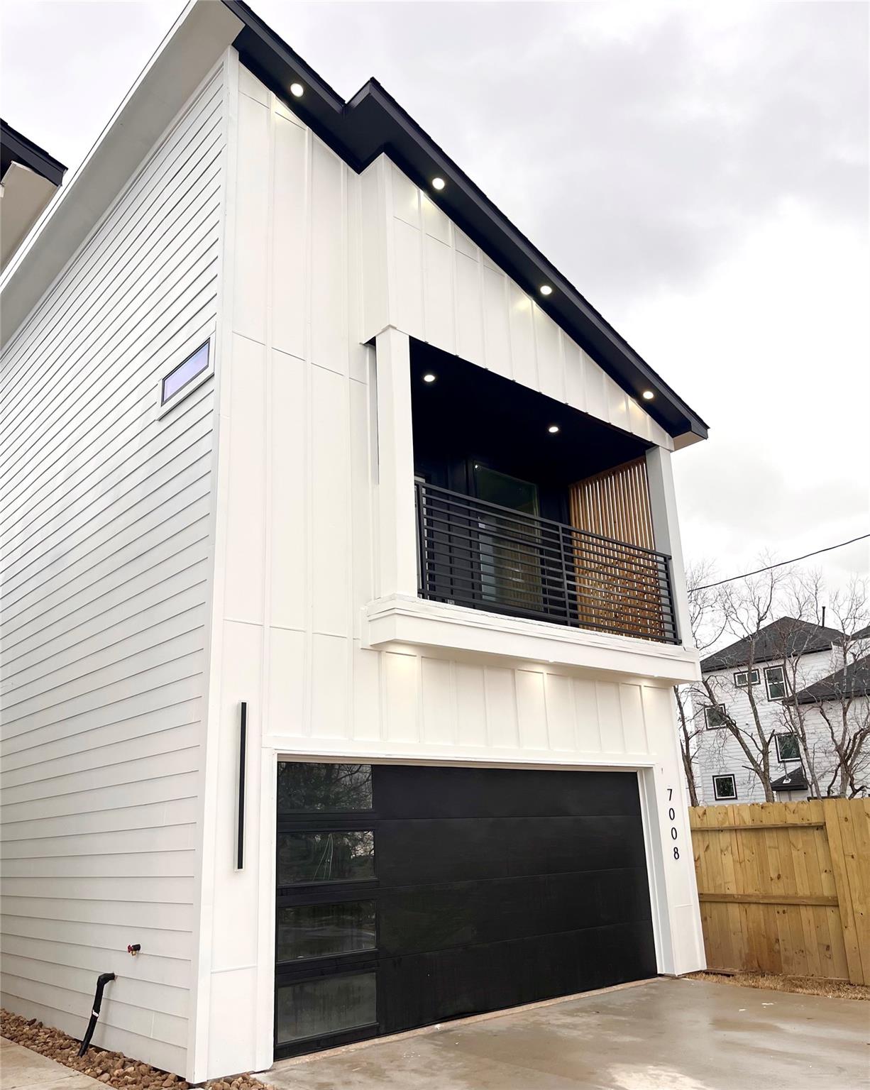 7012 Sidney St, Houston, TX 77021 photo