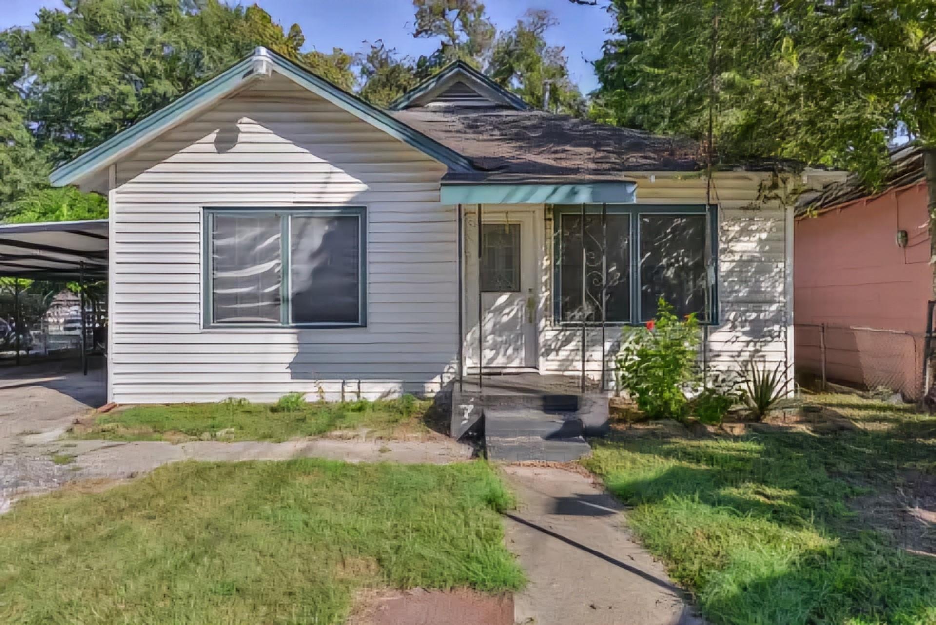 212 Danna Ln, Houston, TX 77009 photo