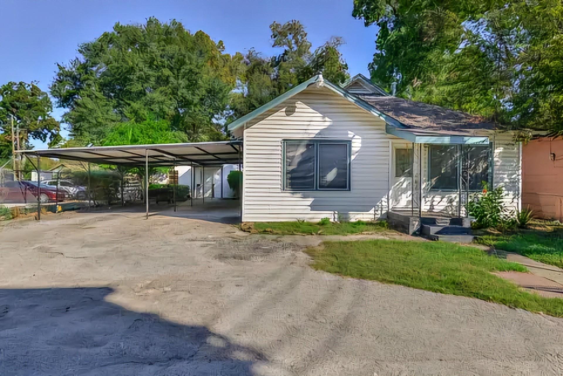 212 Danna Ln, Houston, TX 77009 photo