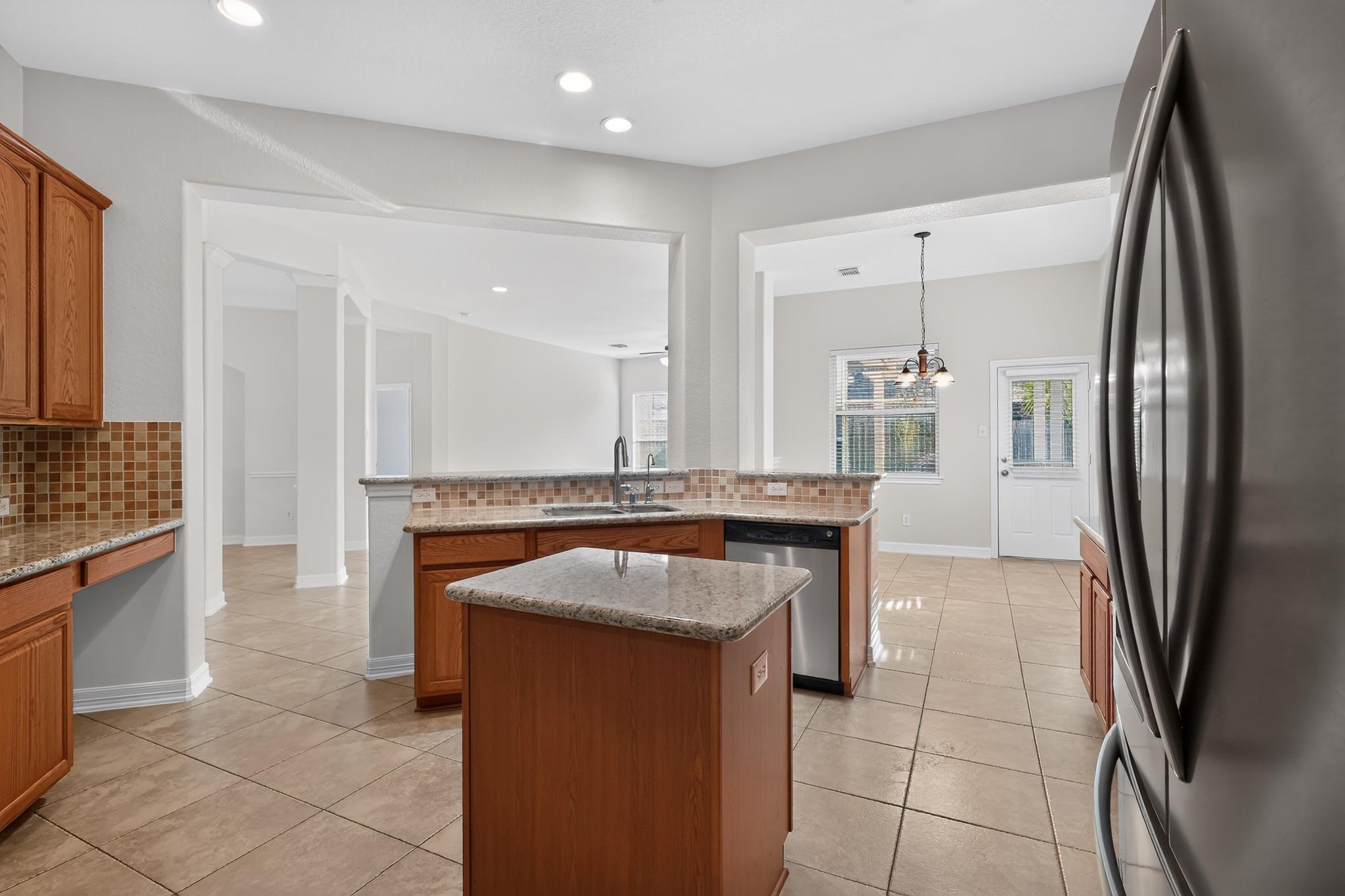 8807 Wenona Walk, Missouri City, TX 77459 photo