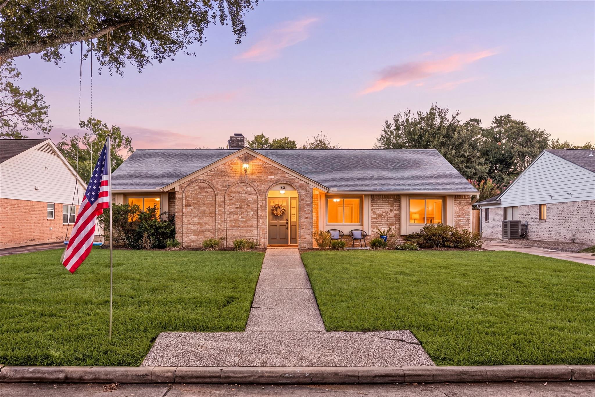 14511 Chadbourne Dr, Houston, TX 77079