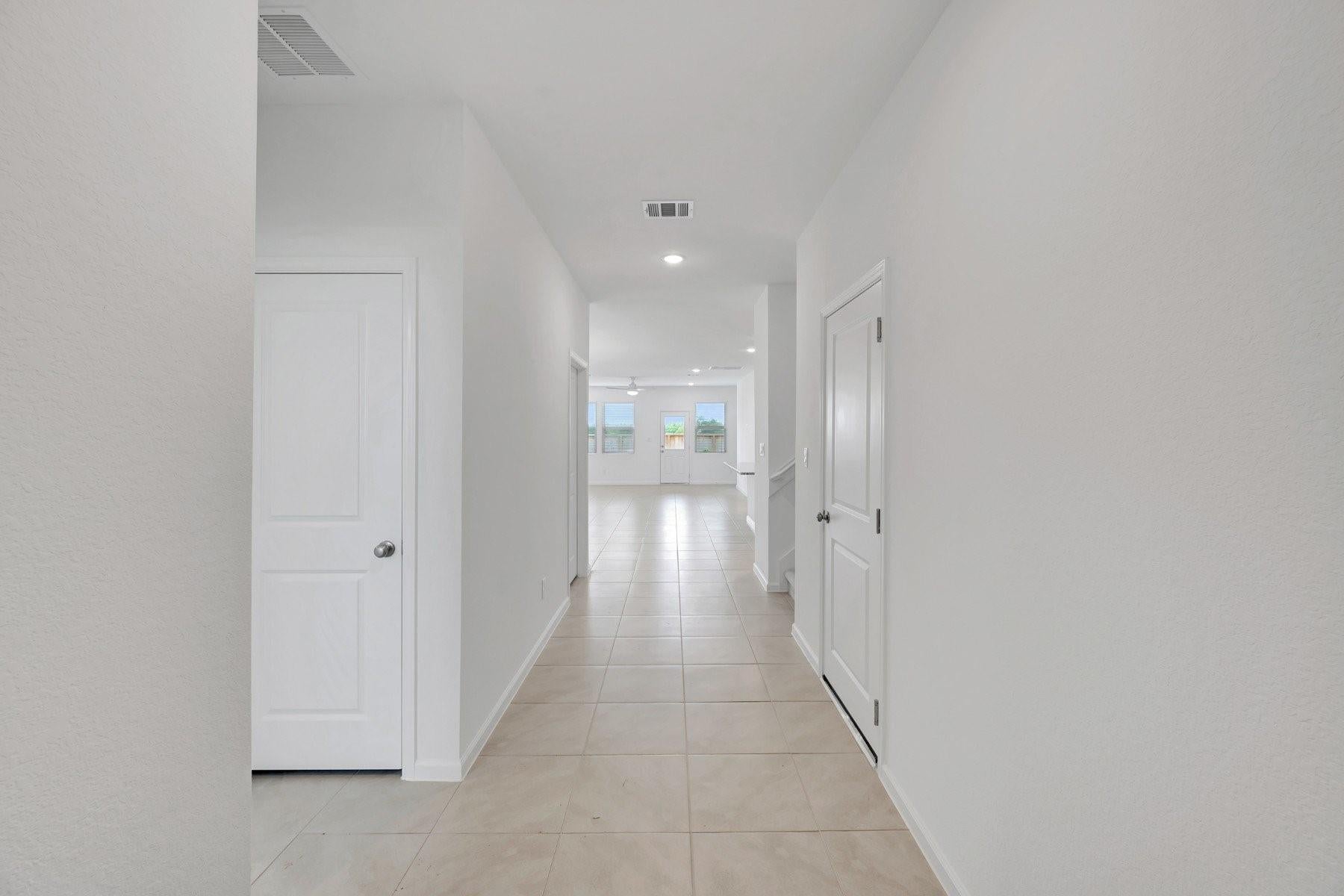 347 W Rose Marie Ln, Montgomery, TX 77356 photo