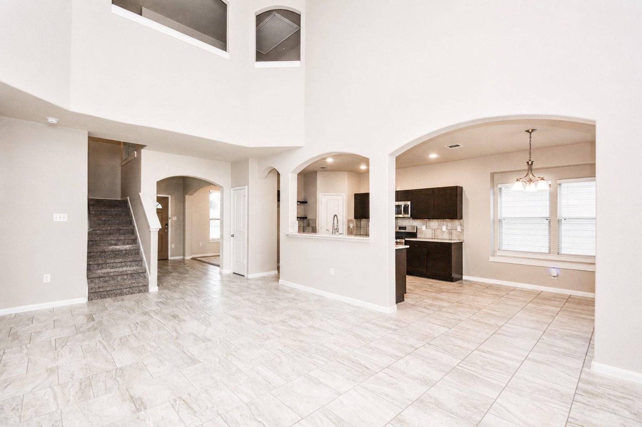 718 Palo Alto Ct, Rosharon, TX 77583 photo