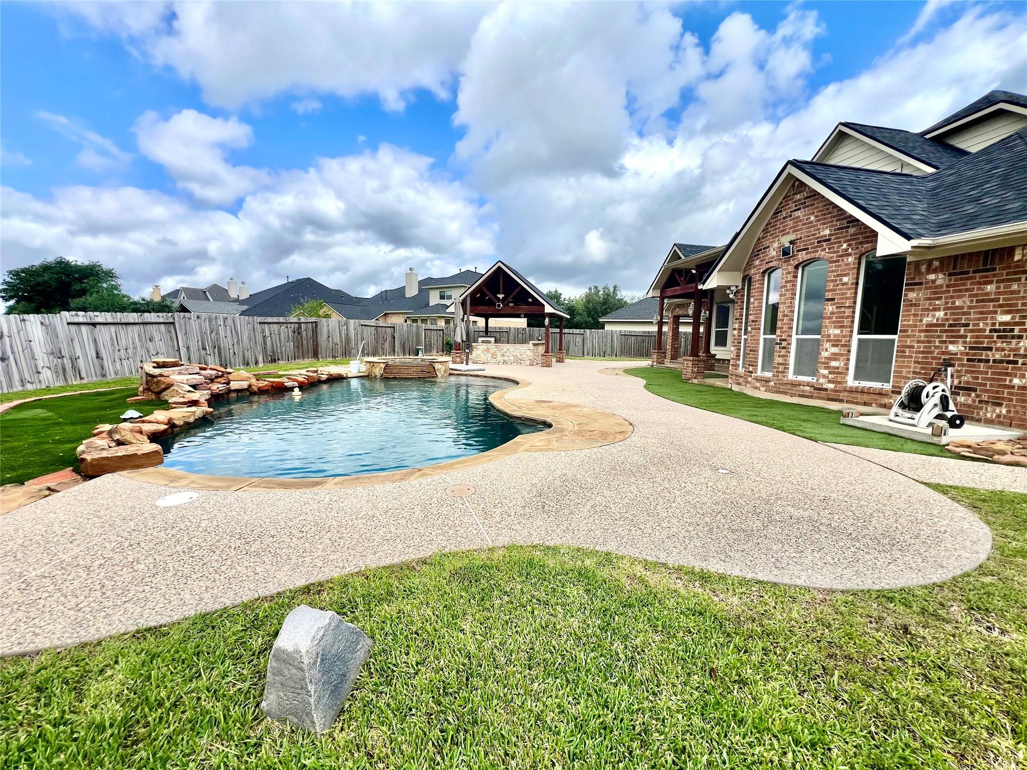 7506 Winston Cove Ct, Richmond, TX 77407 photo
