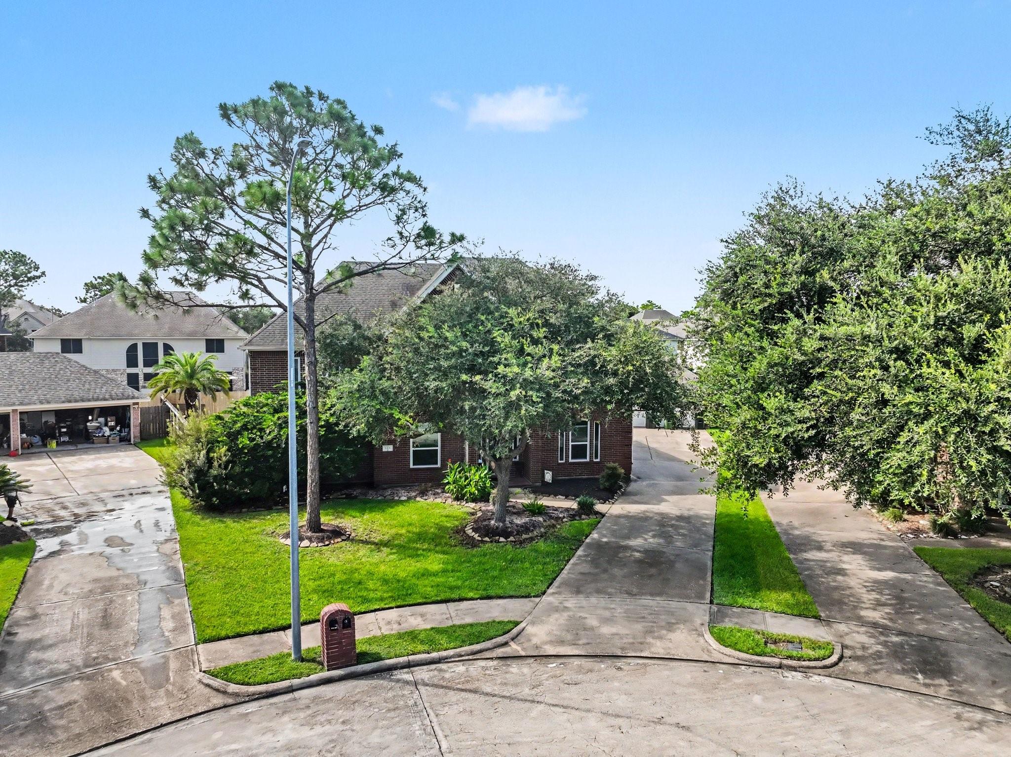 1413 Pineash Ct, Pearland, TX 77581 photo