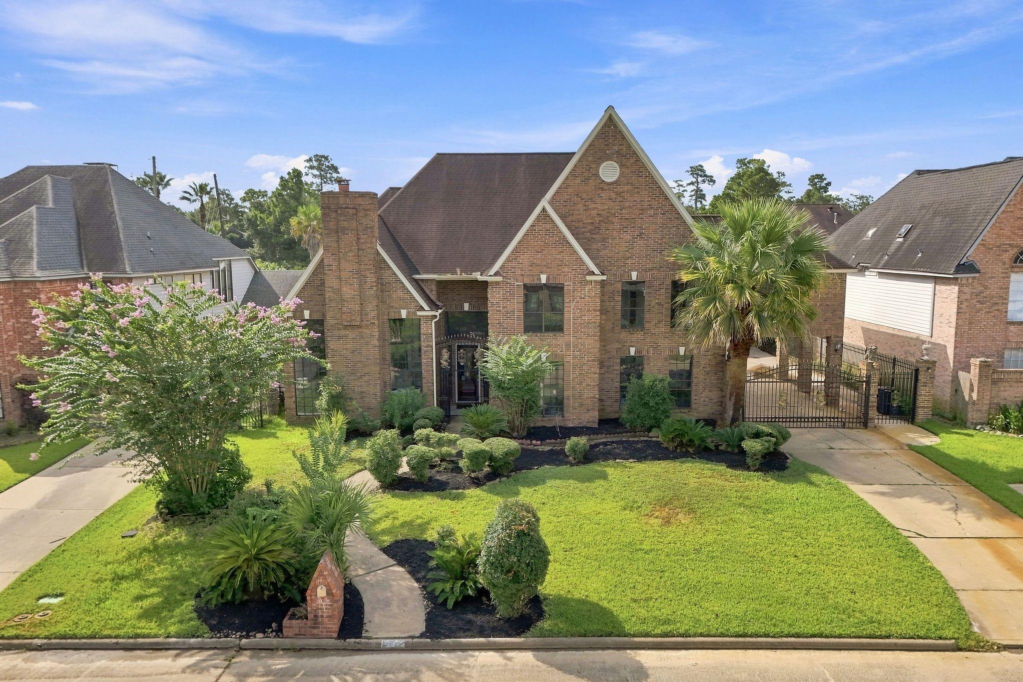 7611 Naremore Dr, Spring, TX 77379
