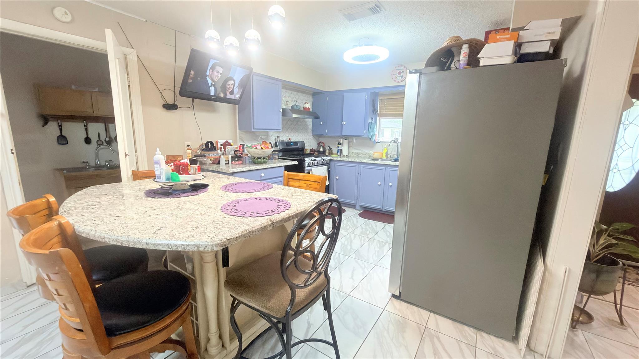 4930 Teton St, Houston, TX 77033 photo