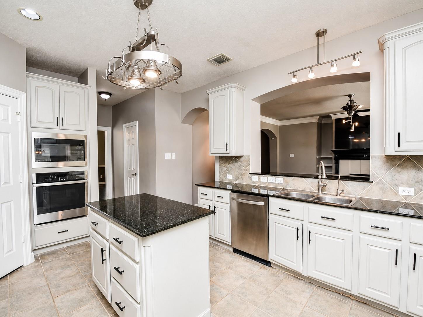 16522 Champions Cove Cir, Spring, TX 77379 photo