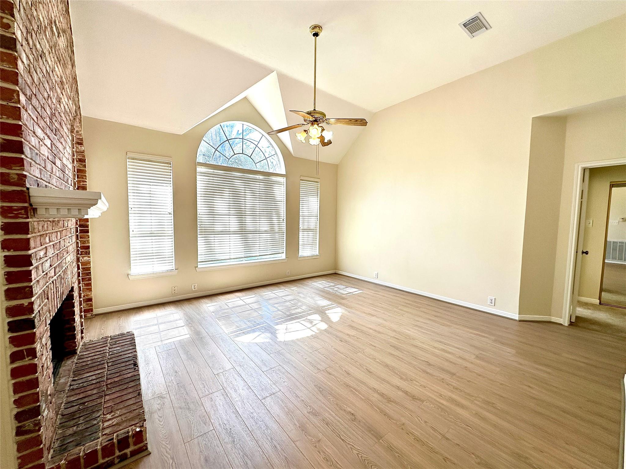 3302 Richland Dr, Sugar Land, TX 77478 photo