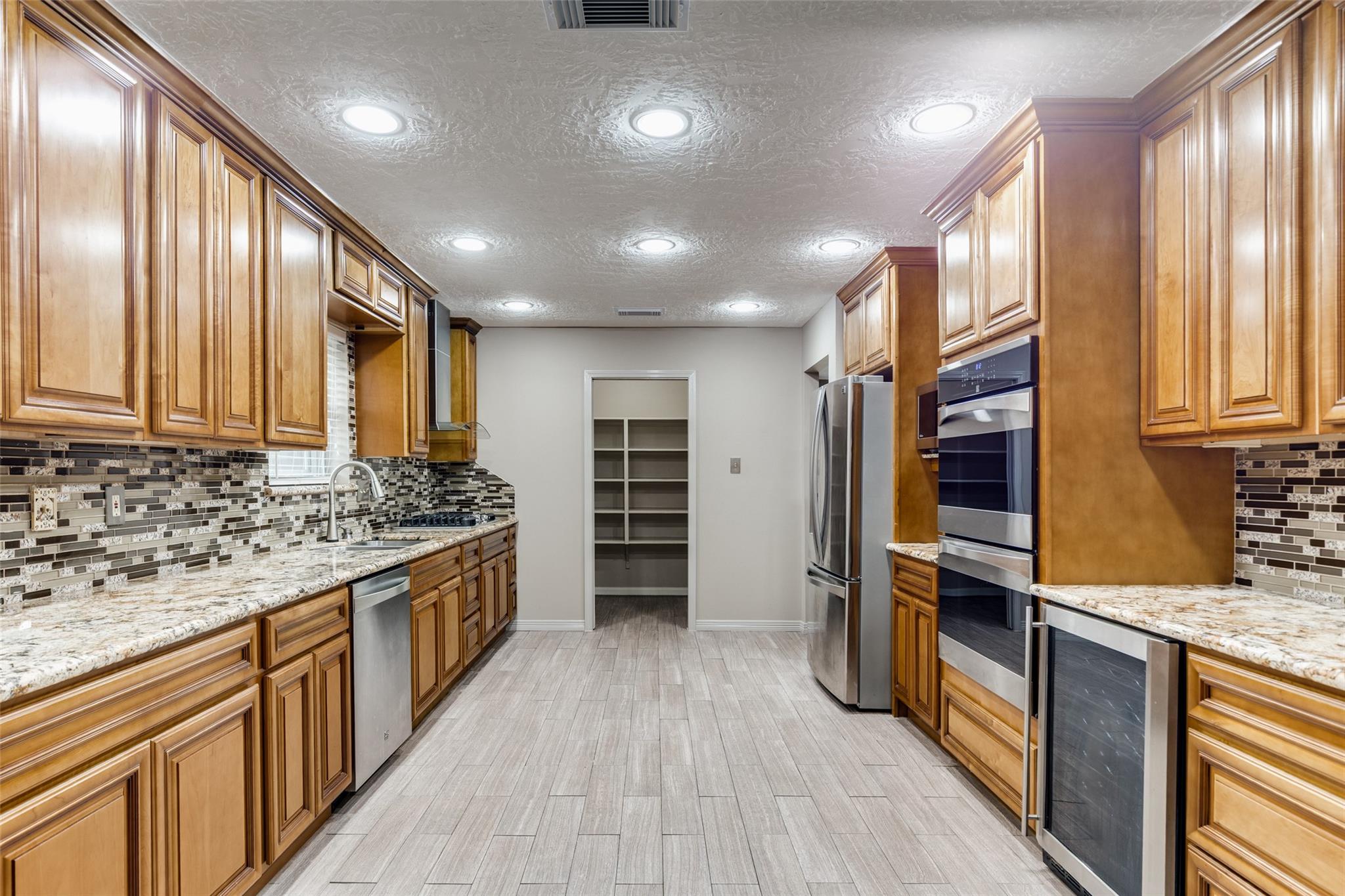 28803 Raestone St, Spring, TX 77386 photo