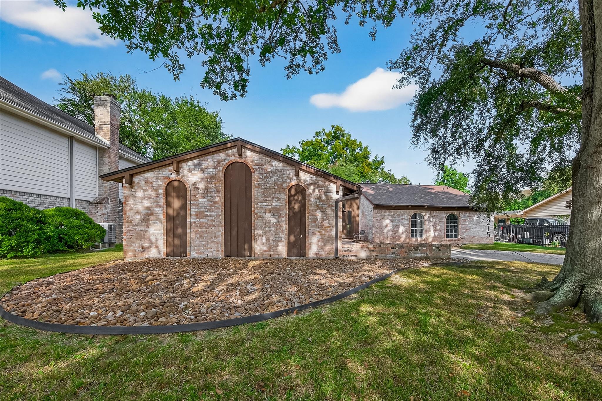 4215 Long Grove Dr, Seabrook, TX 77586 photo