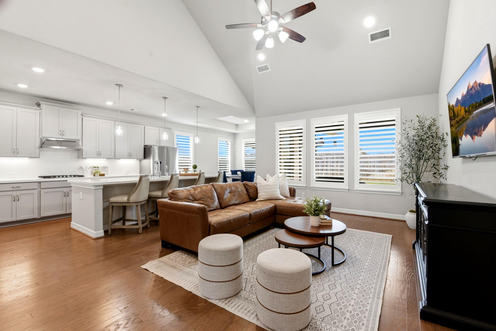 30910 Laurel Creek Ln, Conroe, TX 77385